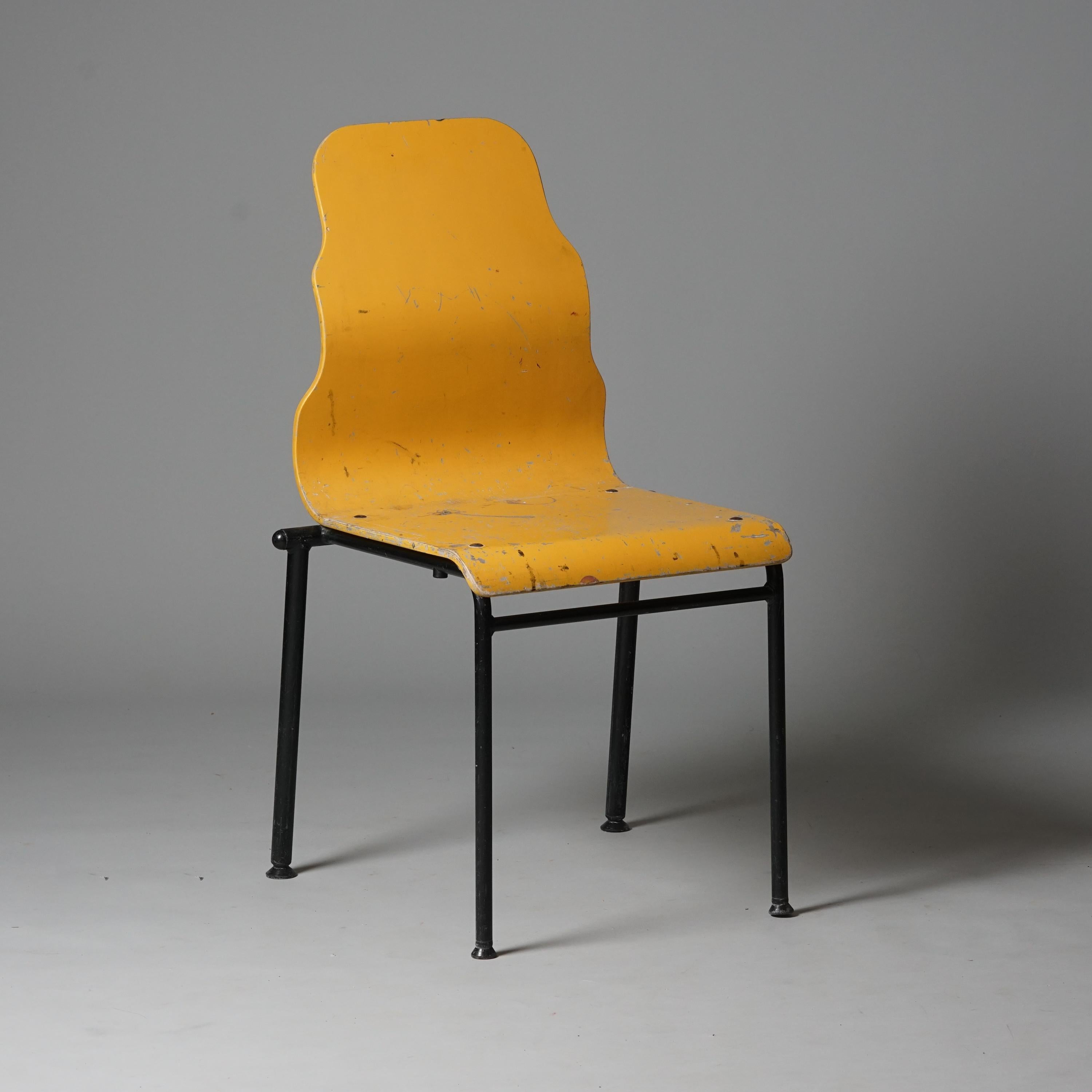 Rare chaise Yrjö Kukkapuro pour l'école des arts d'Helsinki, années 1970  en vente 2