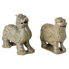 Rare Yue Celadon-Glazed Two Haitai Statues, Western Jin dynasty (265-420)