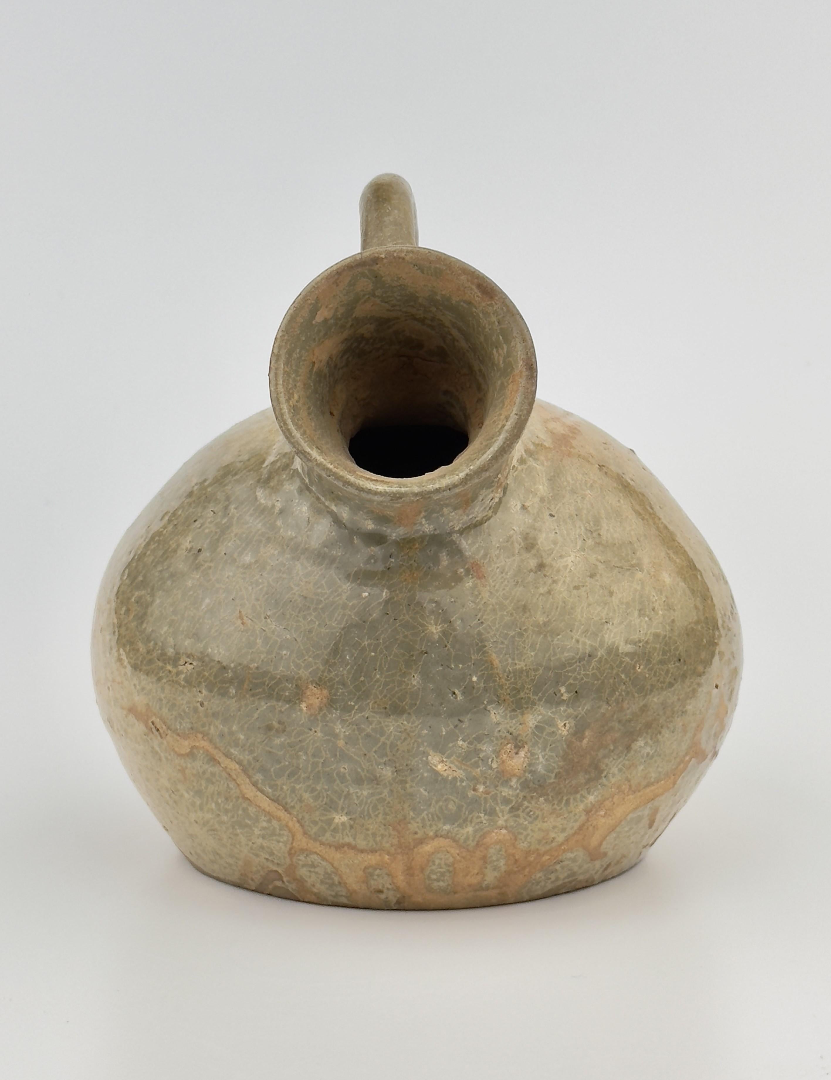 Han Rare Yue Celadon-Glazed Vessel, Jin dynasty (265-420) For Sale