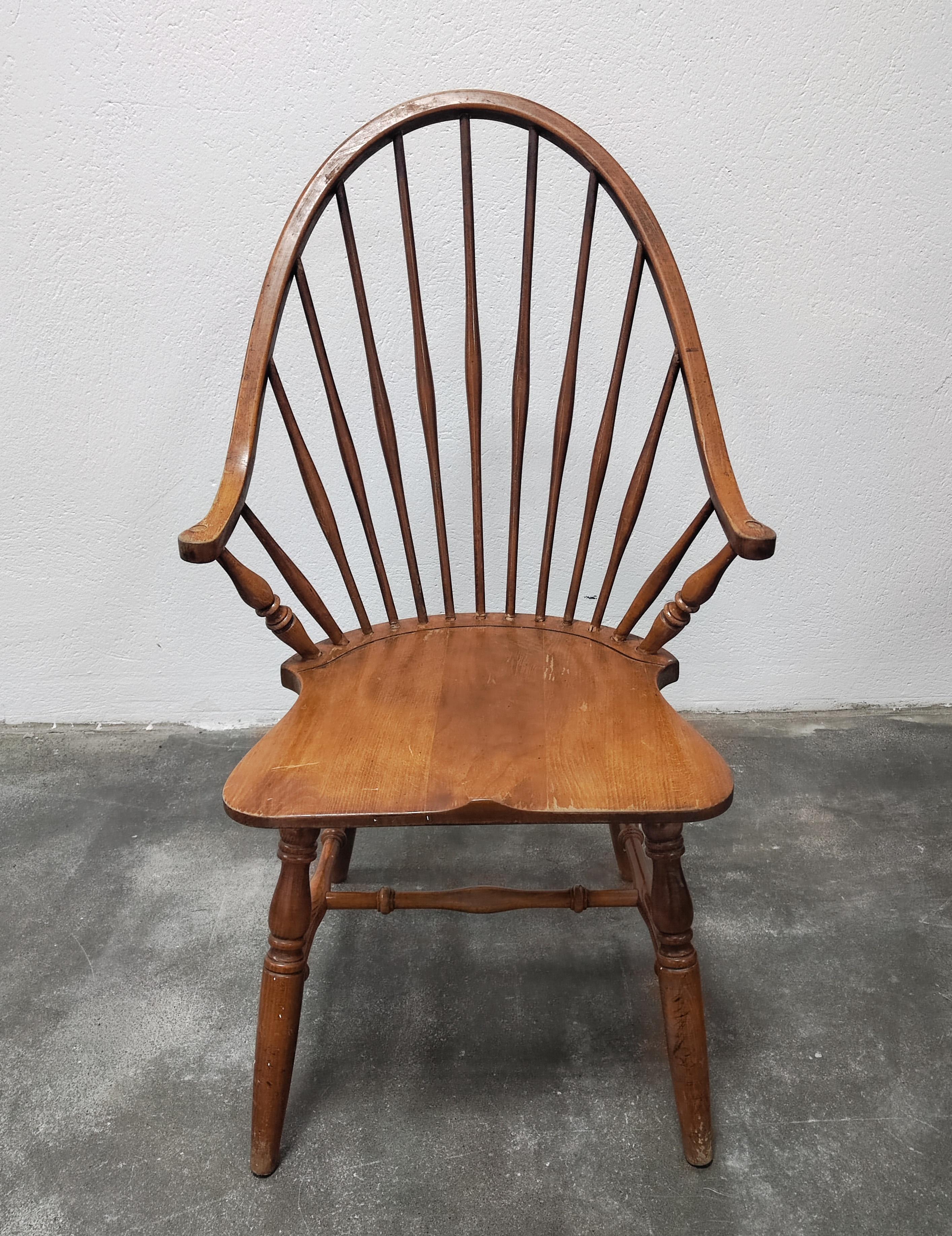 In this listing you will find 20 Windsor dining chairs and armchair done in solid Beech, manufactured in Yugoslavia in 1950s. There is 20 chairs available, out of which 10 are with and 10 without the armrests.

They feature tall spindle back, making