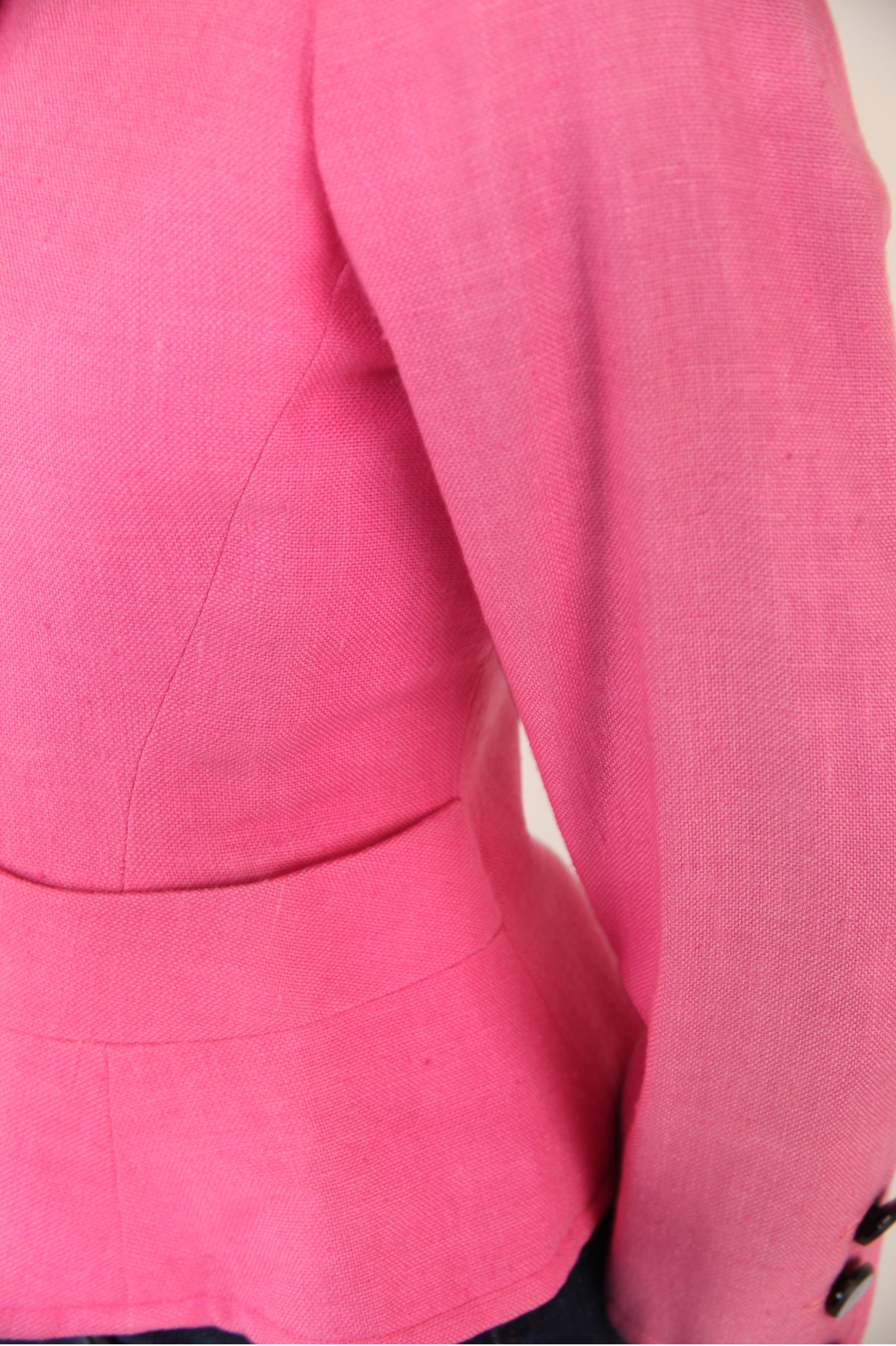 Rare Yves Saint Laurent bubblegum pink sculptured linen jacket, circa 1980s For Sale 5