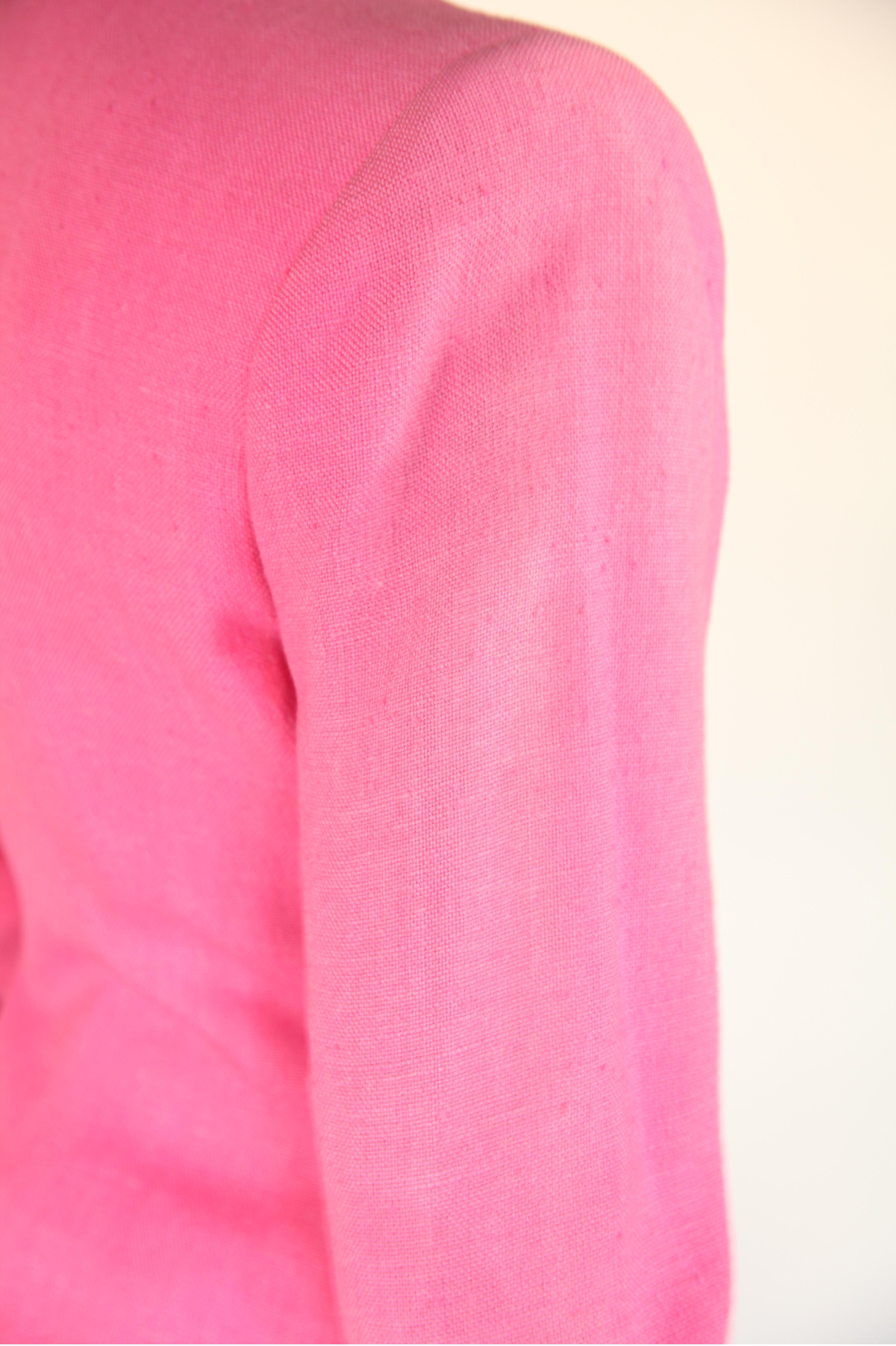 Rara chaqueta de lino esculpido rosa chicle de Yves Saint Laurent, alrededor de los años 80 en venta 6