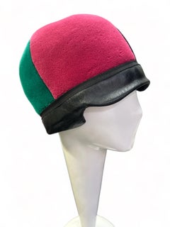 Yves Saint Laurent - Chapeau casque « Mondrian » rare, 1965