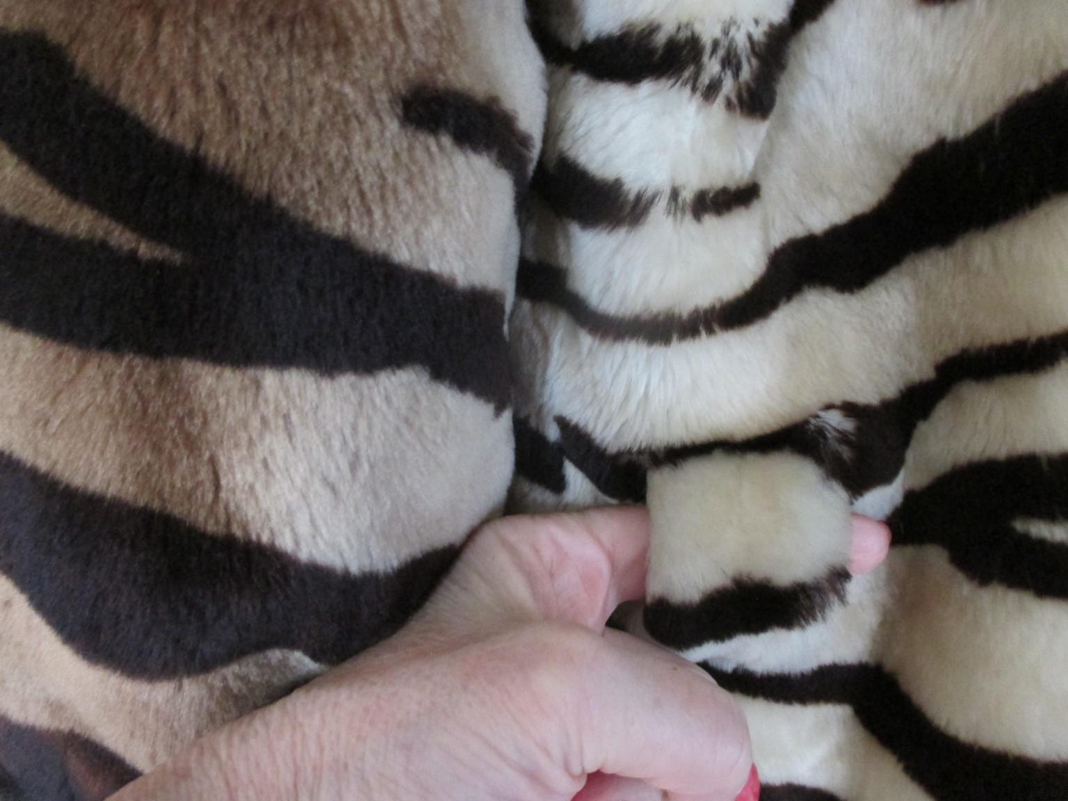  Manteau en fourrure de castor rasé imprimé tigre Unisexe 