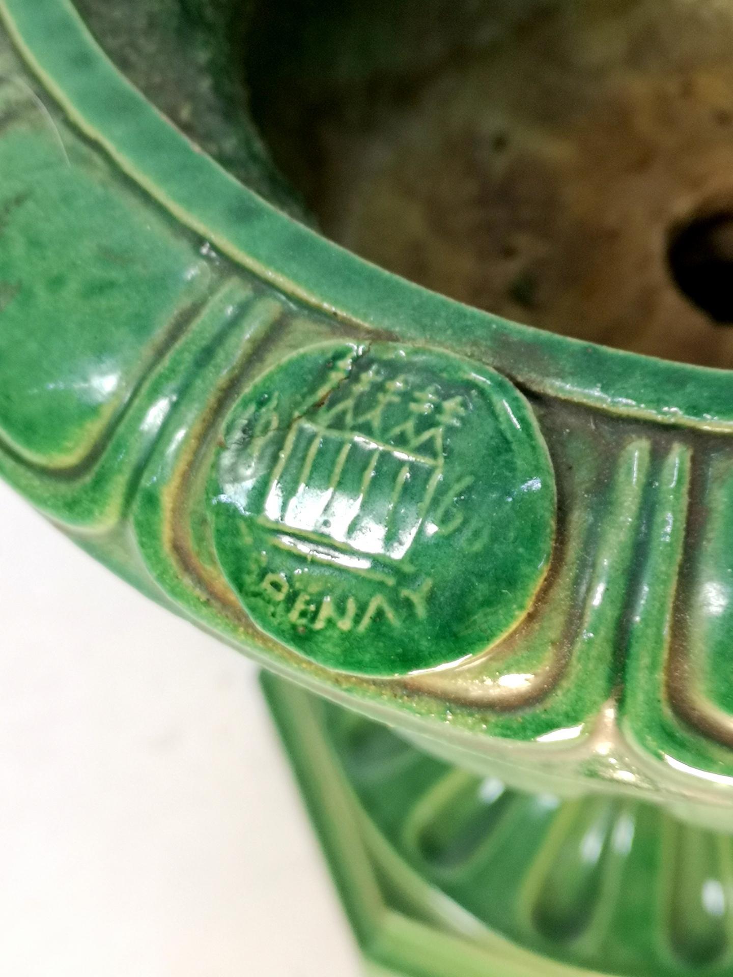 Rare Zsolnay Glazed Ceramic Turn of the Century Cachepot In Good Condition In Budapest, HU