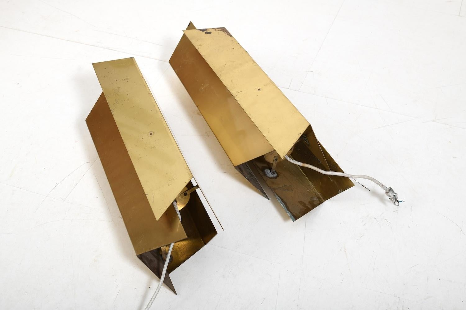 Rare suspension en laiton Louis Poulsen des années 1960 de la Church's Bavnehøj Copenhague en vente 2