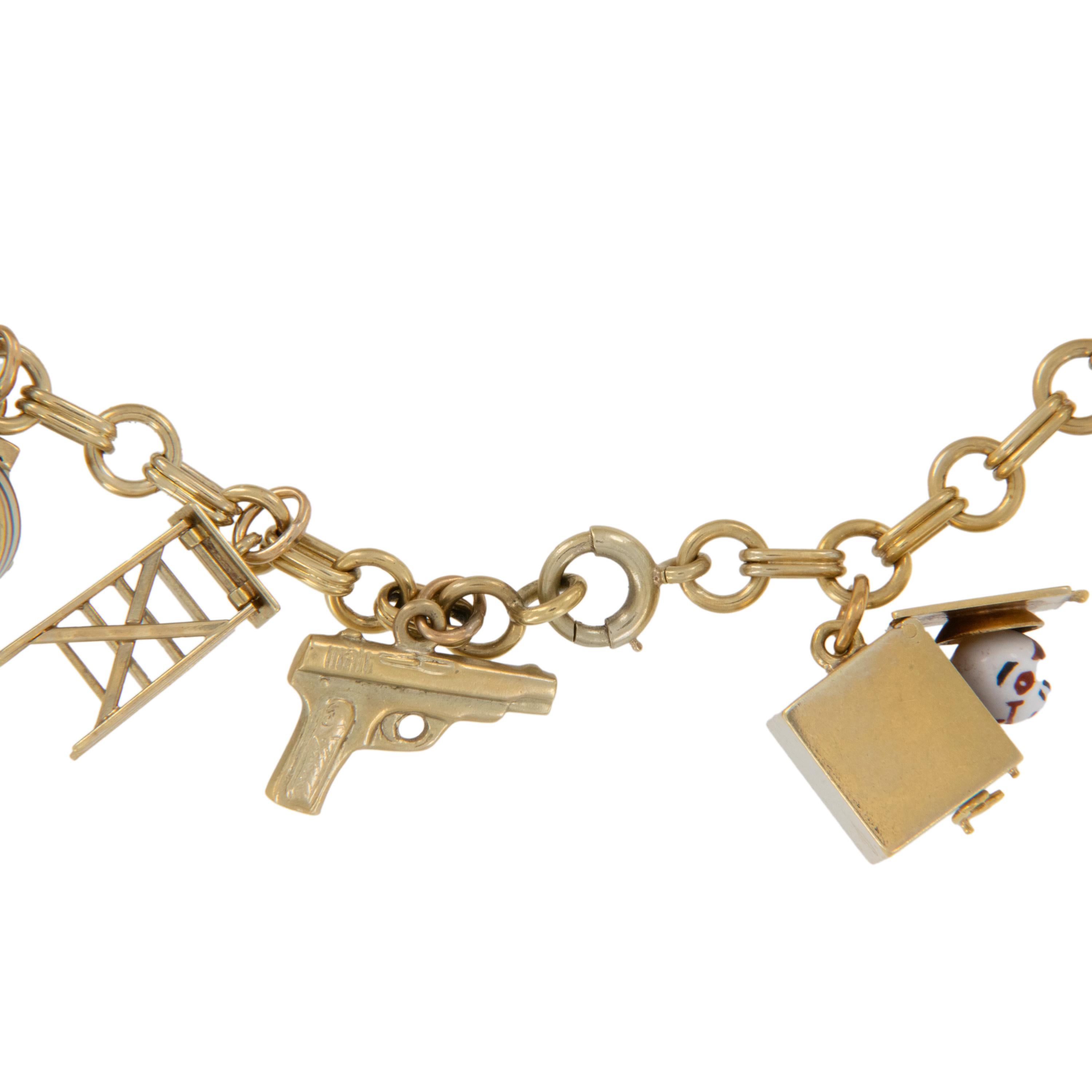Rara vez visto Brazalete de oro amarillo de 14 quilates original de 1930 en Bueno estado para la venta en Troy, MI