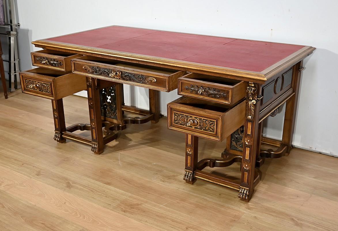 Seltenes italienisches Arbeitszimmer und Schreibtisch aus Nussbaum im Renaissance-Stil - 1900 im Angebot 5