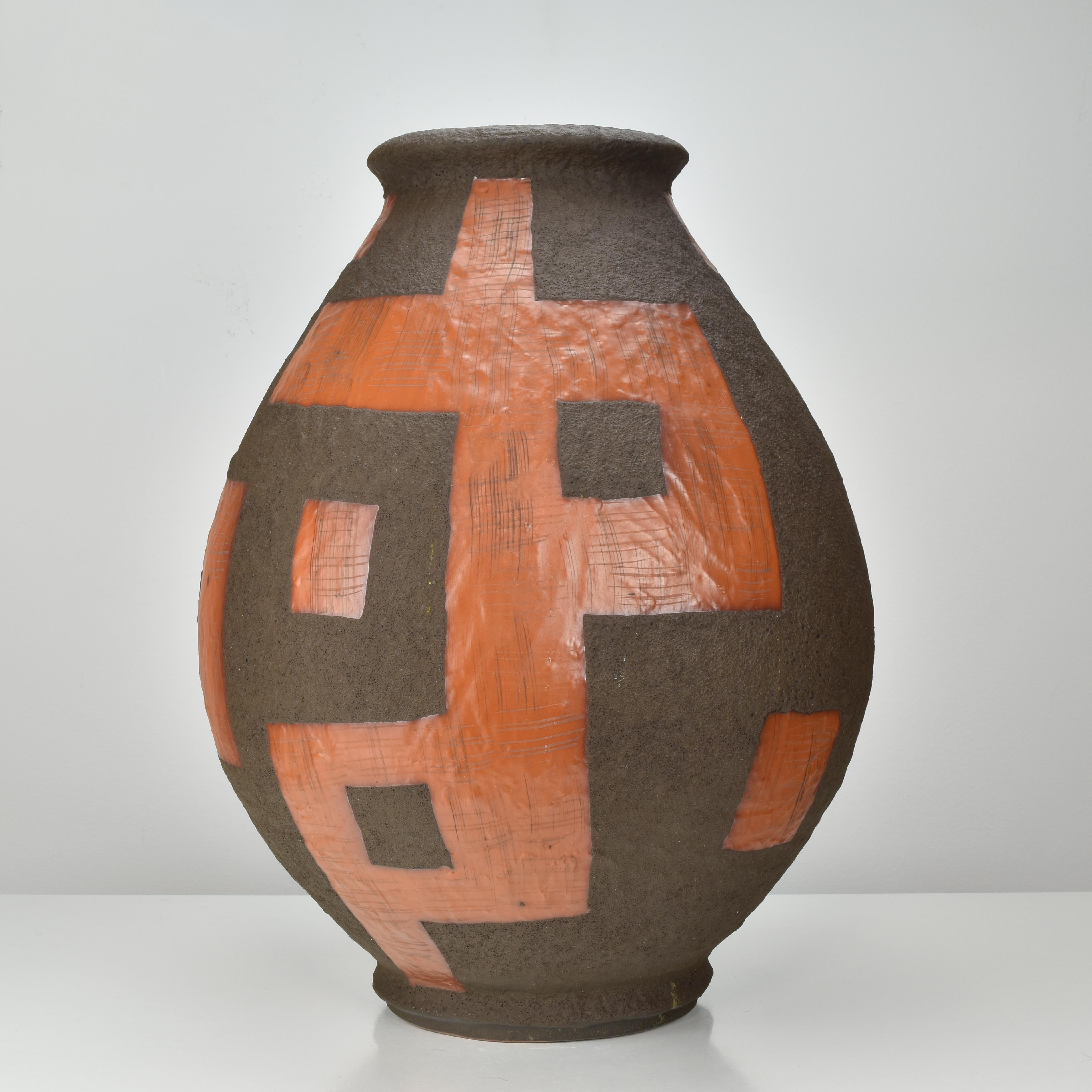 A very rare and historically important Carstens Tönnieshof floor vase, model 115, designed between 1962 and 1964 by Gerda Heukeroth (decor) and Heinz Siery (form) — two of the most influential creative figures in post-war German ceramics.

This