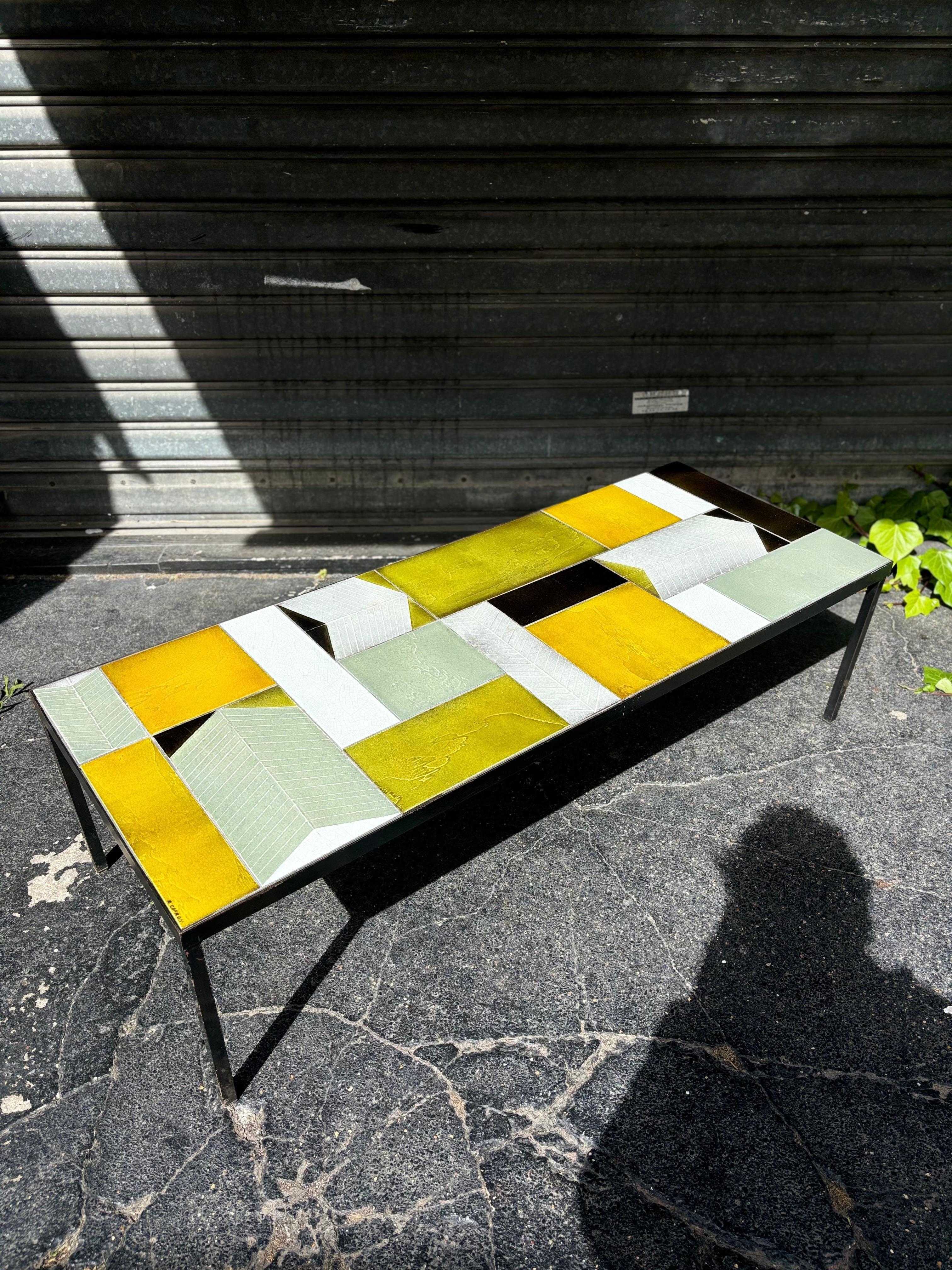 Rarest coffee table by Roger Capron en venta 1