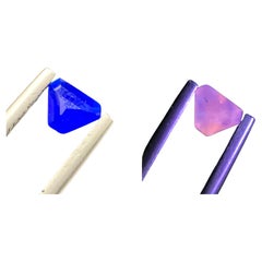 Rares pierres naturelles de 0.40 carat Haüyne \ Haüynite Gemstone