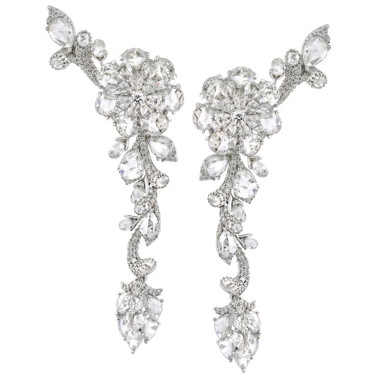 18 Karat White Gold 13.4ct Rose Diamond Chandelier Drop Statement Earrings For Sale