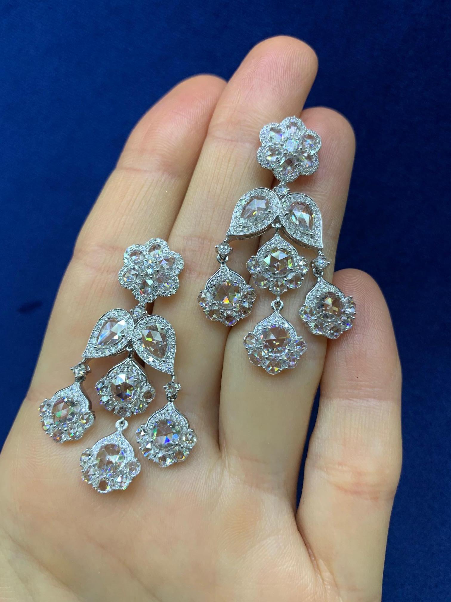 18 Karat White Gold 7.71ct Rose Cut Diamond Chandelier Flower Earrings In New Condition For Sale In London, GB