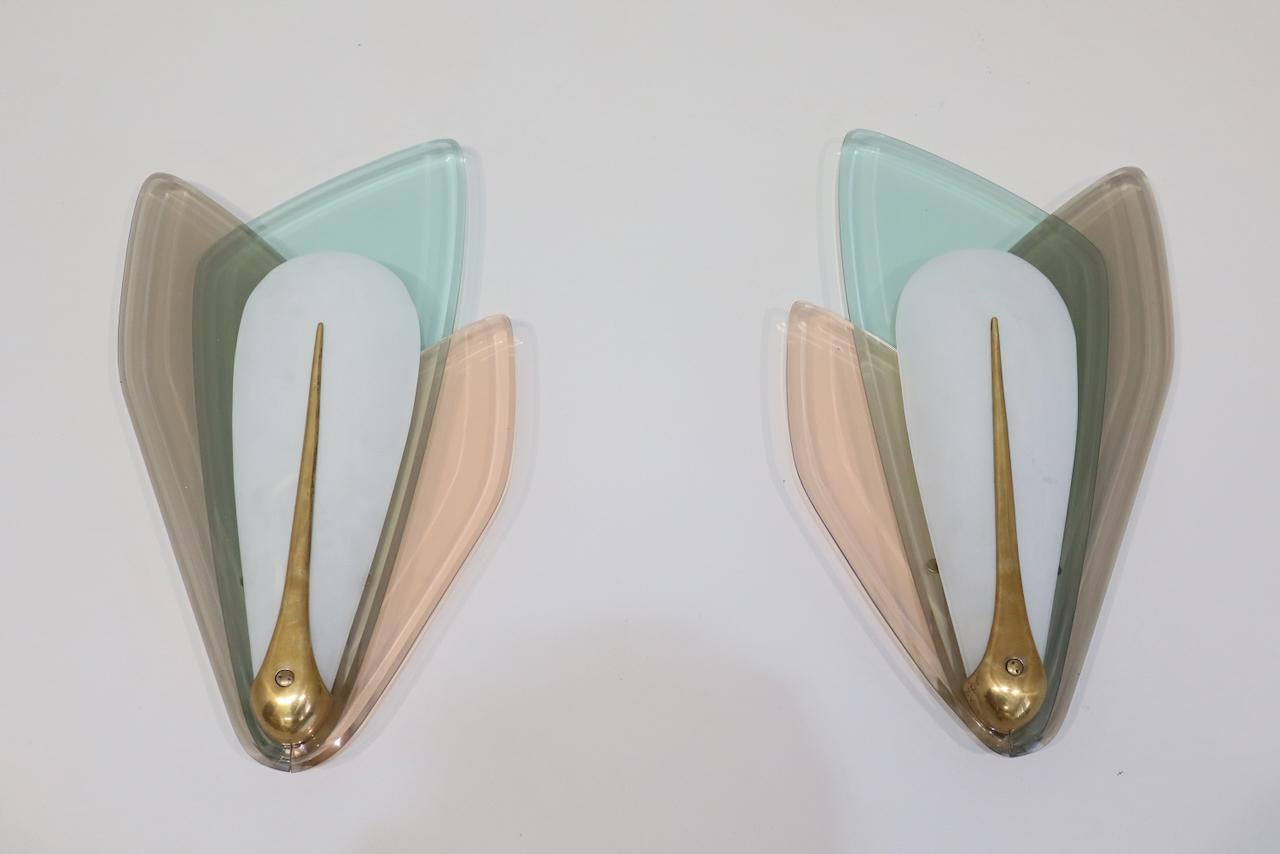 Seltene Paare  von Wandlampen Entwurf Max Ingrand für Fontana Arte 1950s (Moderne der Mitte des Jahrhunderts) im Angebot