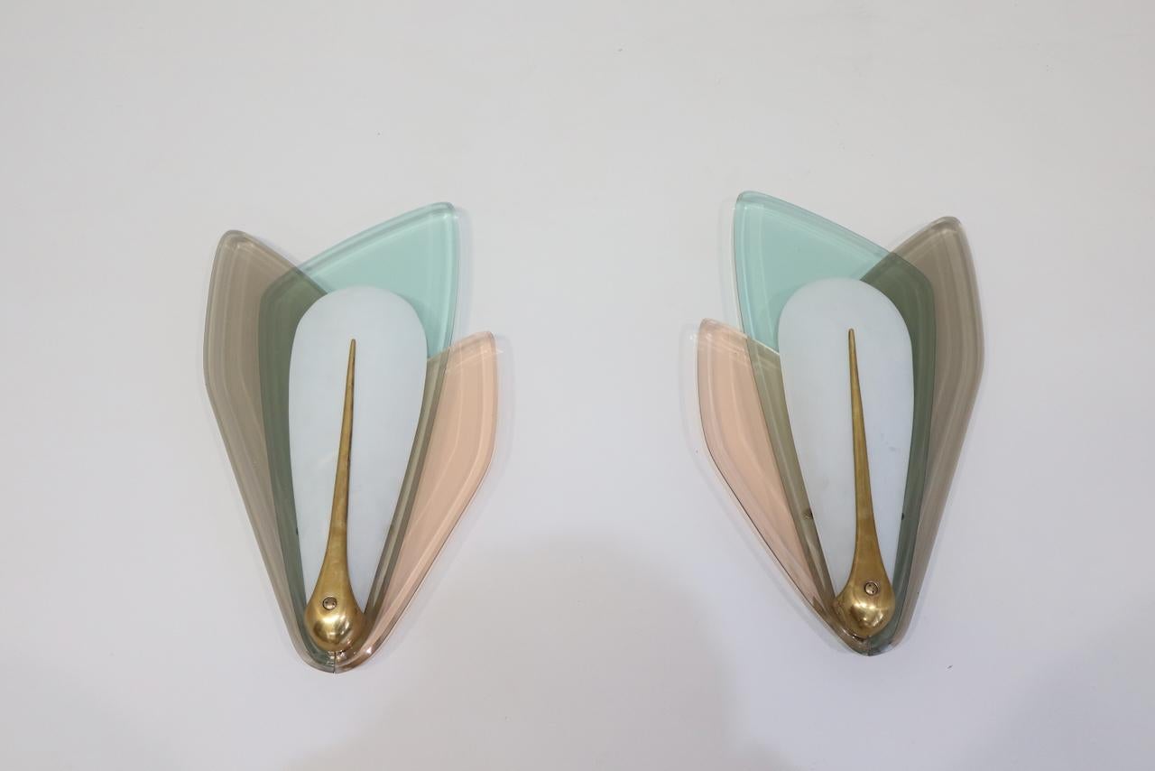 Rare Couple  of wall lamps design Max Ingrand for Fontana Arte 1950s For Sale 1