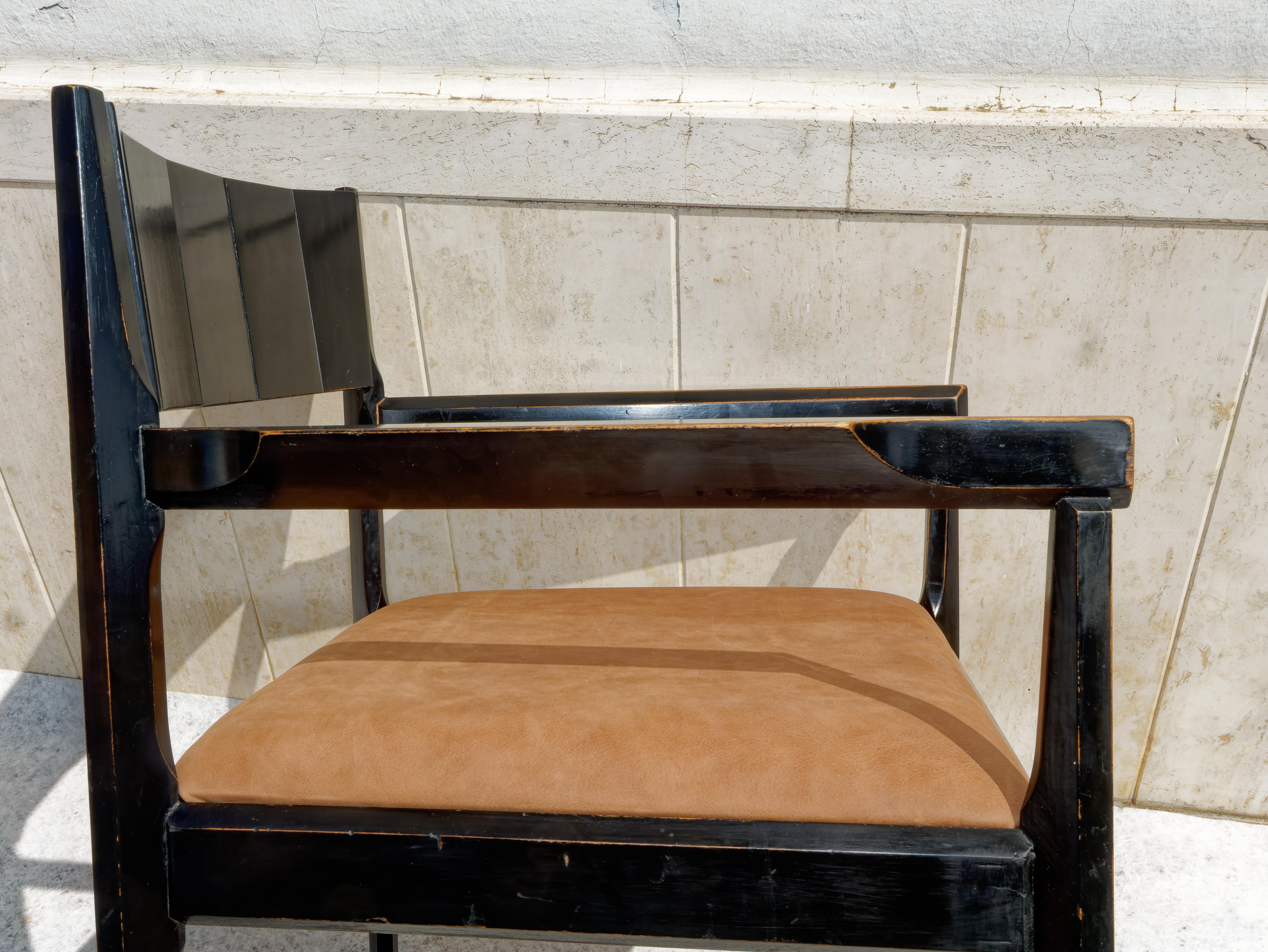 Wood Very Rare Vittorio Dassi Chair, 1960s For Sale