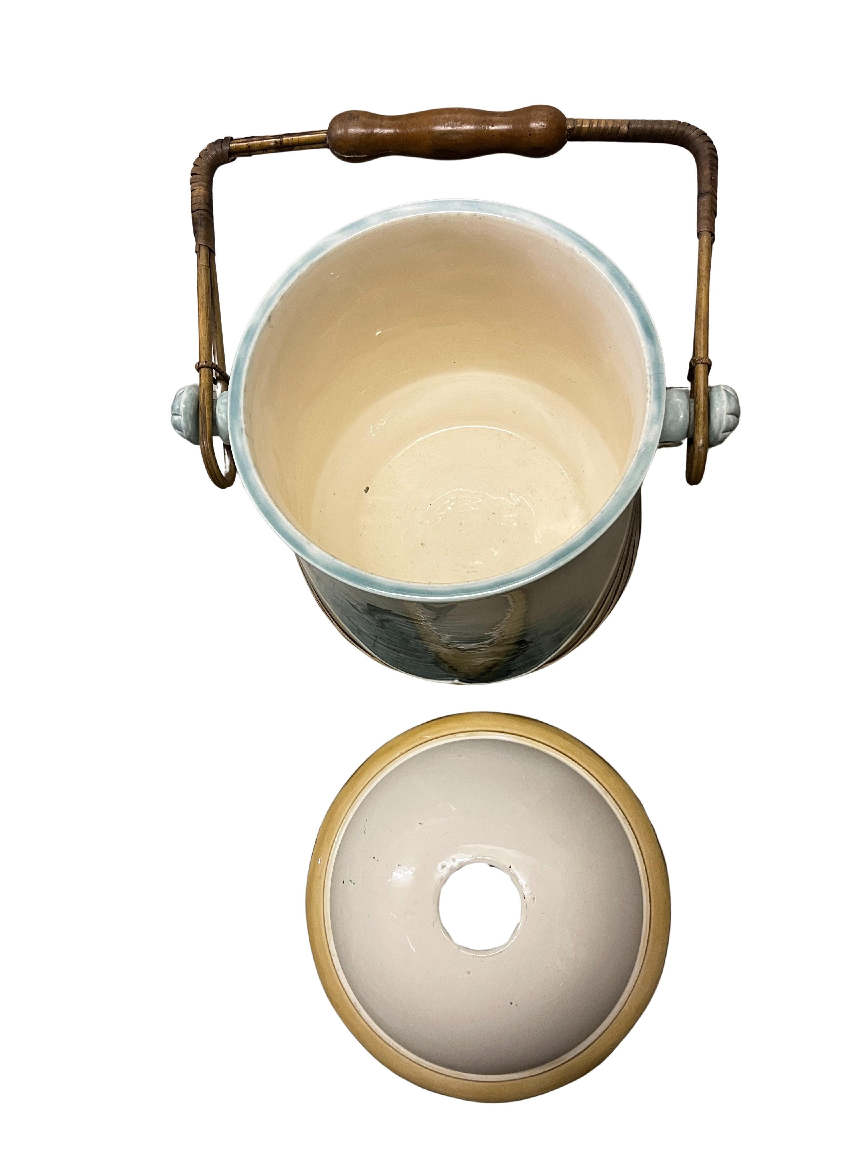 Tchèque Rareté : accessoires de pêche, seau à poisson, céramique, 1900, Znojmo Znaim, Rép. tchèque en vente