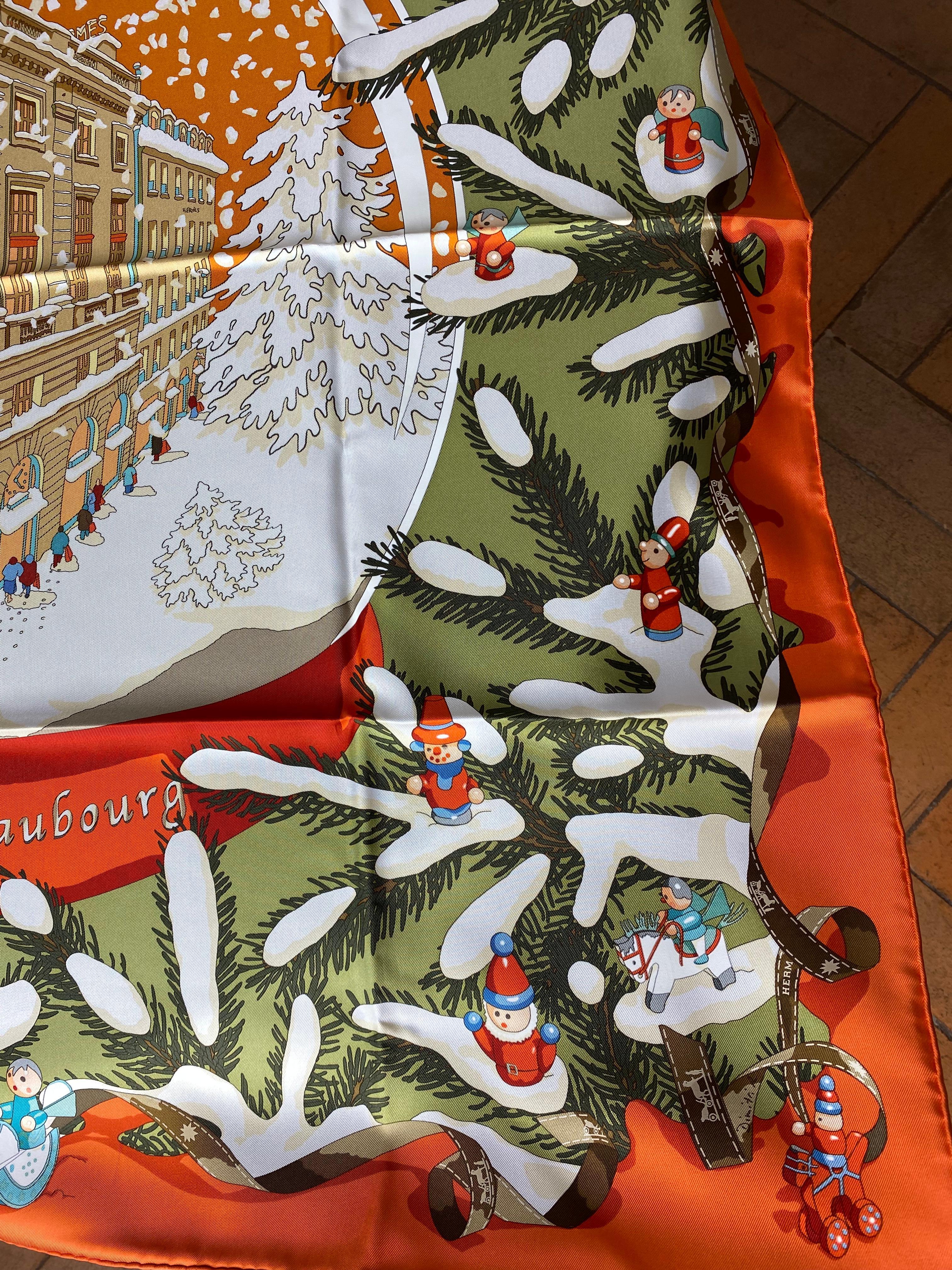 rare scarf Hermes Christmas at 24 Faubourg 90x 90 cm  In Excellent Condition For Sale In Viareggio, IT
