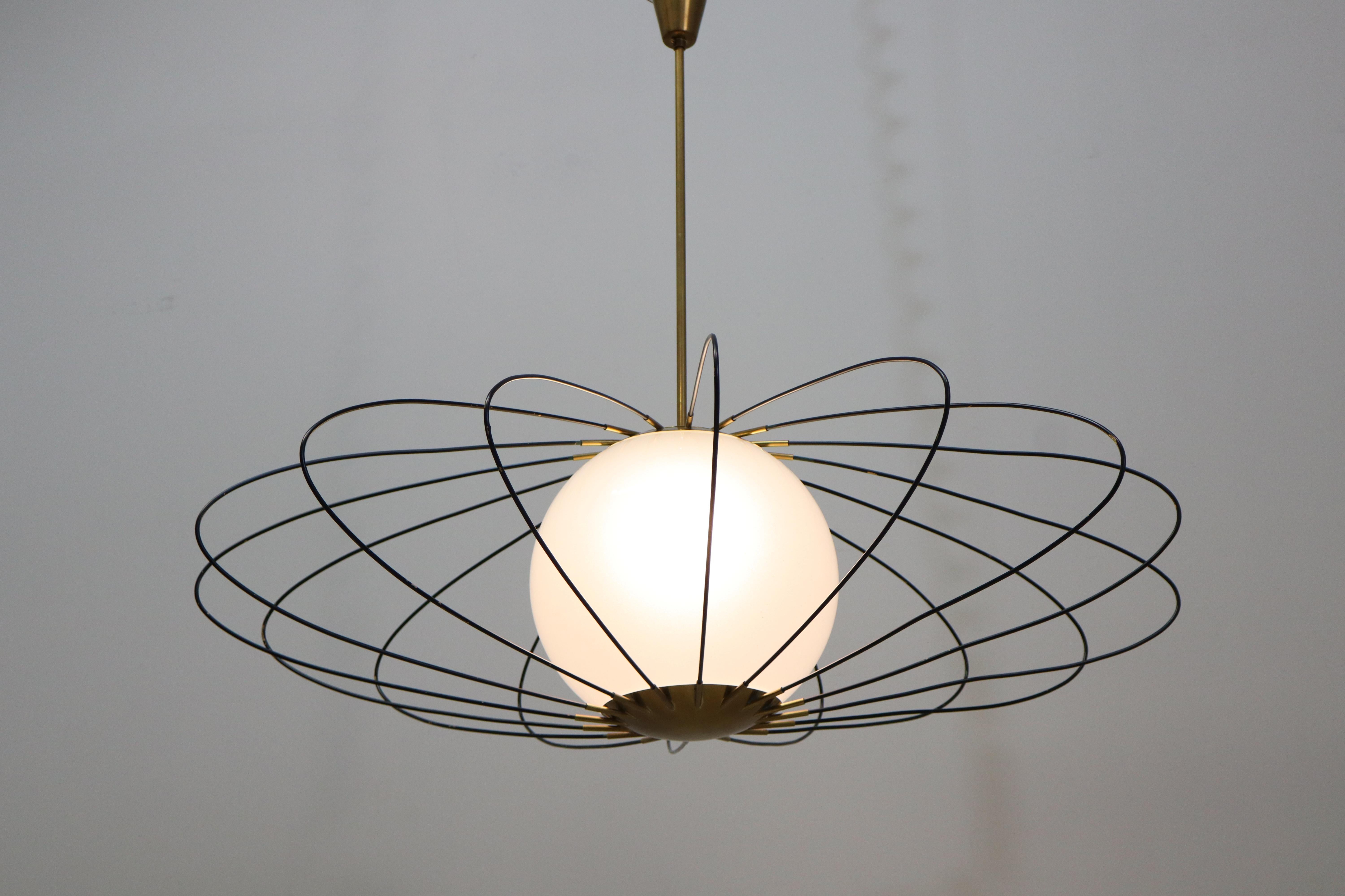 Raro Lampadario a Sospensione Disegnato da Angelo Lelii per Arredoluce anni 50 Moderno de mediados de siglo en venta