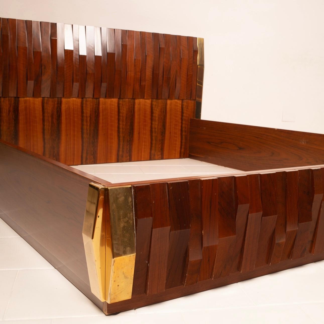 Rare Barium Bed by Luciano Frigerio for Frigerio of Desio For Sale 7