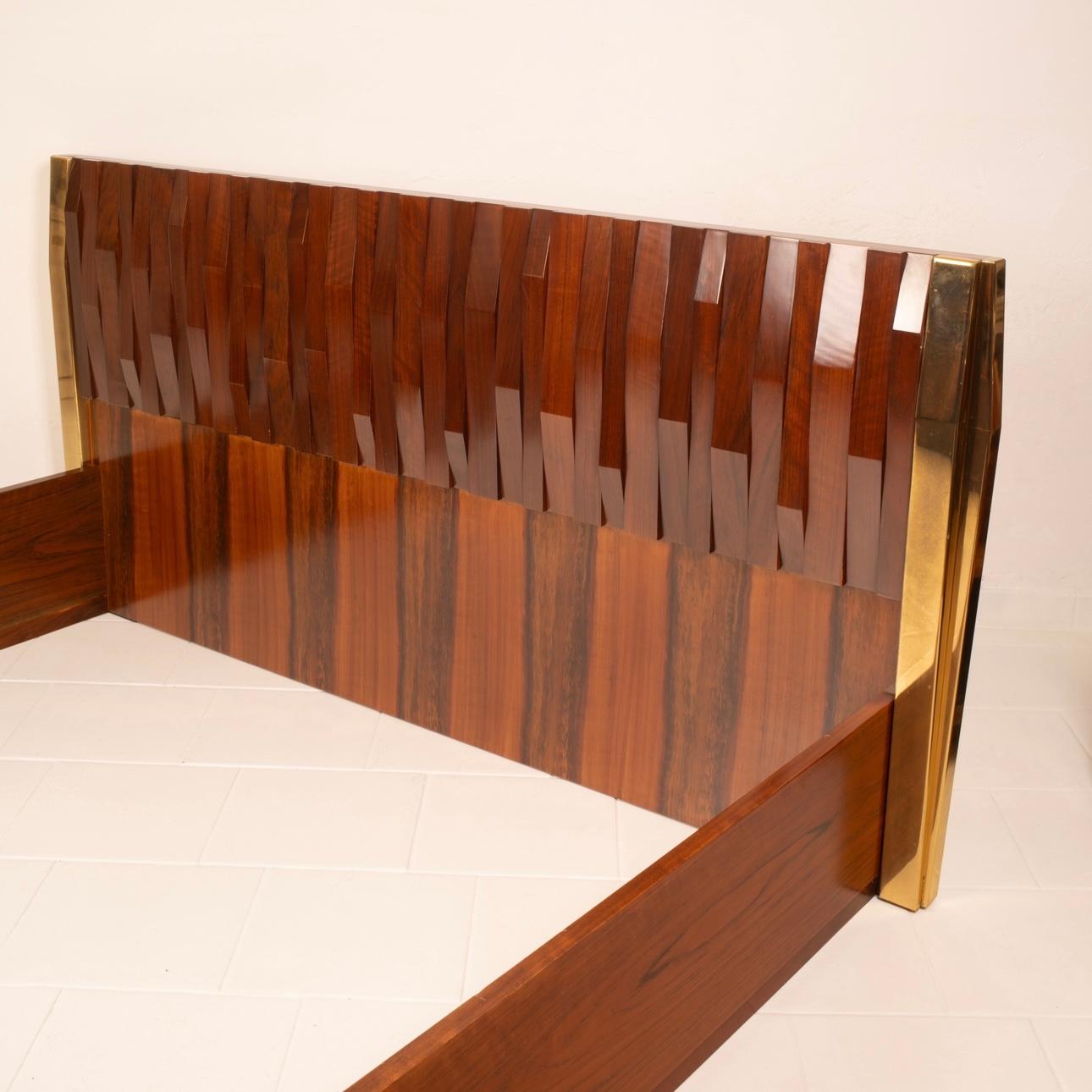 Rare Barium Bed by Luciano Frigerio for Frigerio of Desio For Sale 1