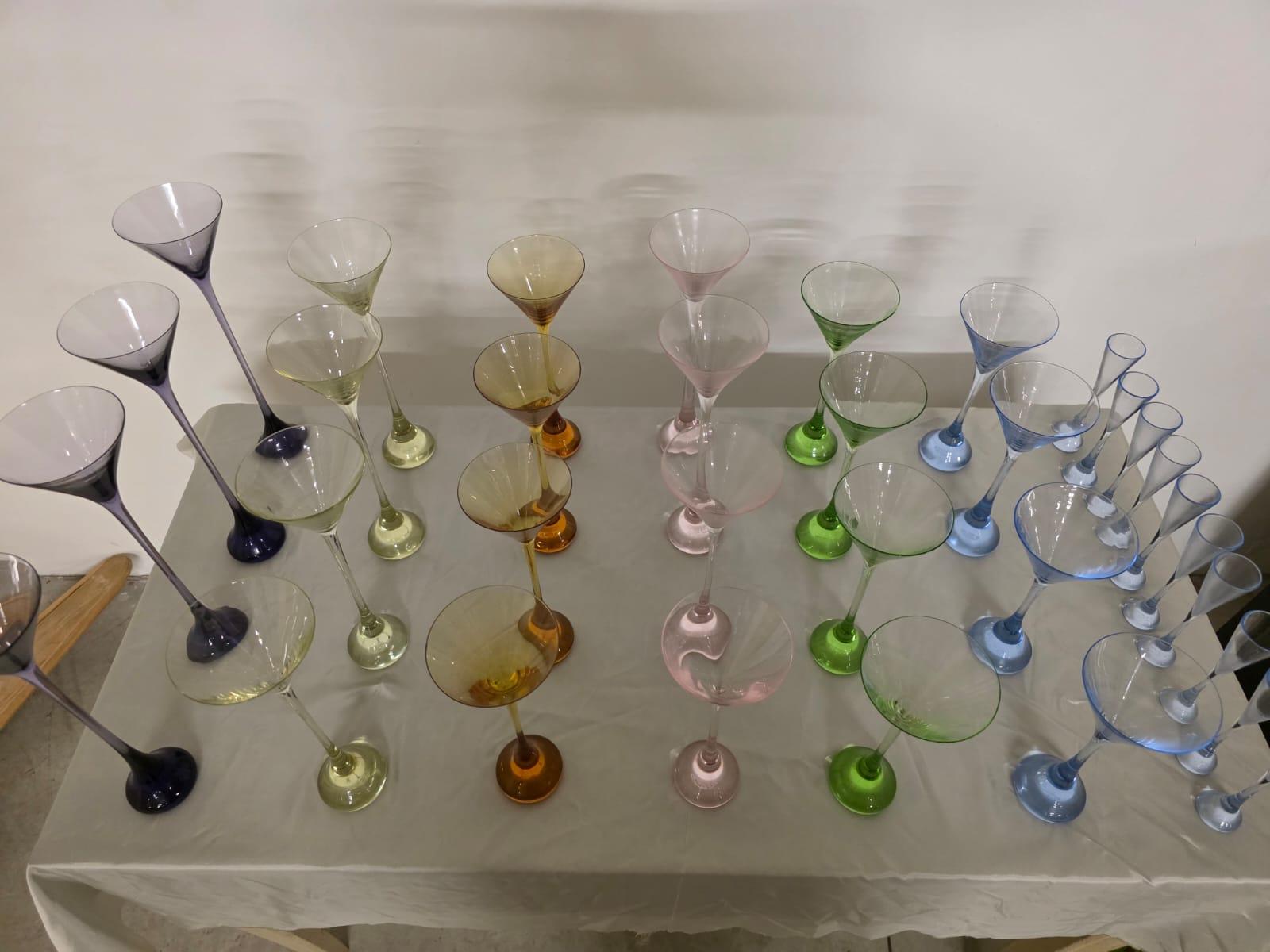 Raro servizio modello Bouquet di Baccarat da 42 pezzi per 12 persone in vendita 5