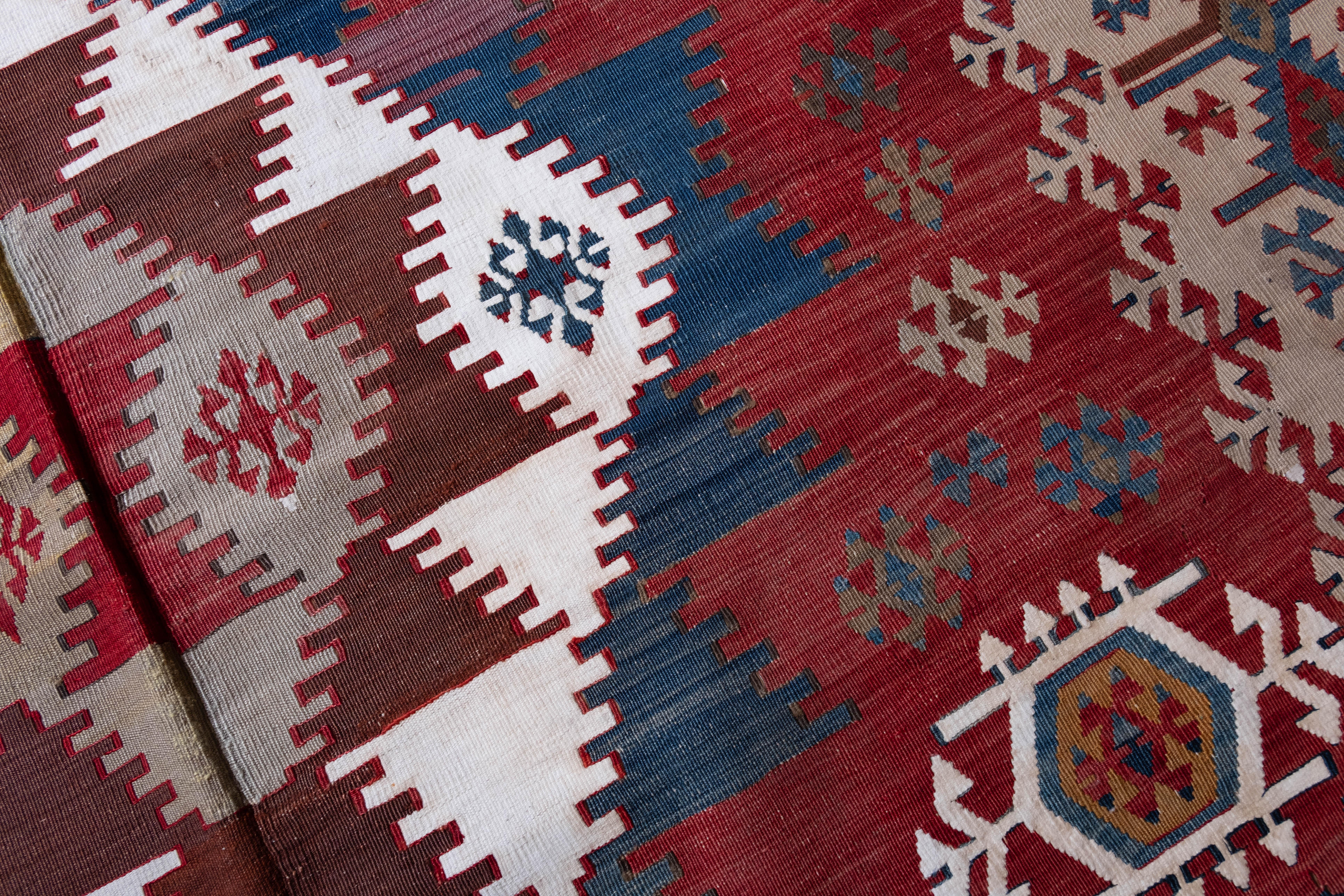 Noué à la main Tapis Kilim Malatya vintage en laine d'Anatolie orientale en vente
