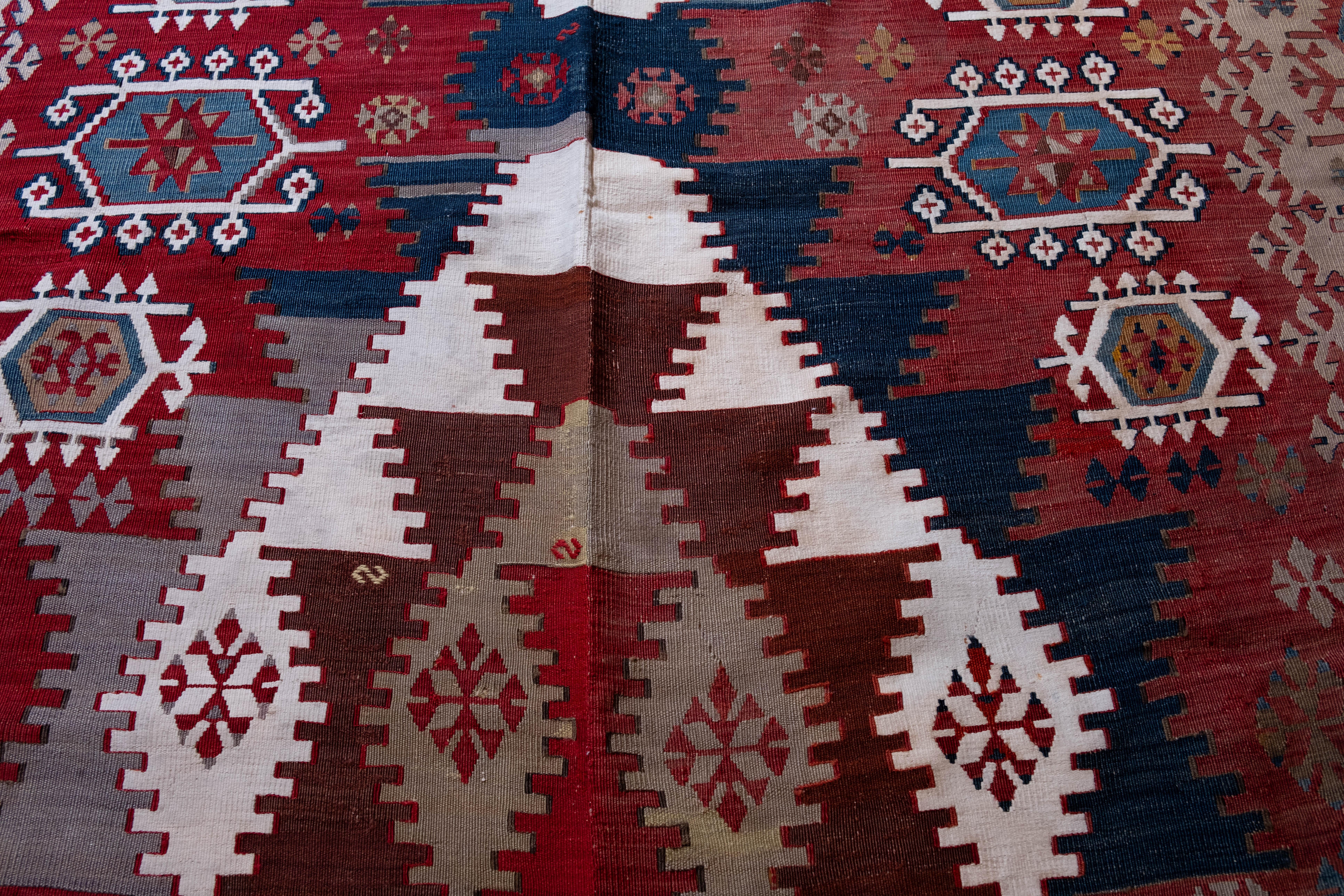 20ième siècle Tapis Kilim Malatya vintage en laine d'Anatolie orientale en vente