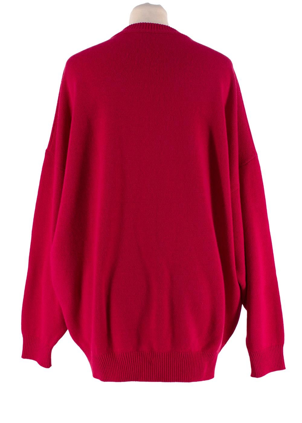 Rosso Maglia con logo ricamato in misto cashmere color lampone in vendita