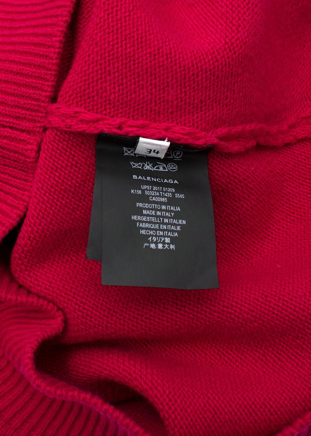 Maglia con logo ricamato in misto cashmere color lampone in vendita 2