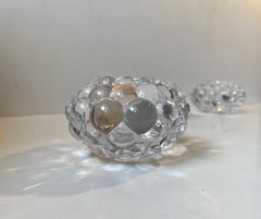 Portacandele in vetro Raspberry di Anne Nilsson per Orrefors, set da 5