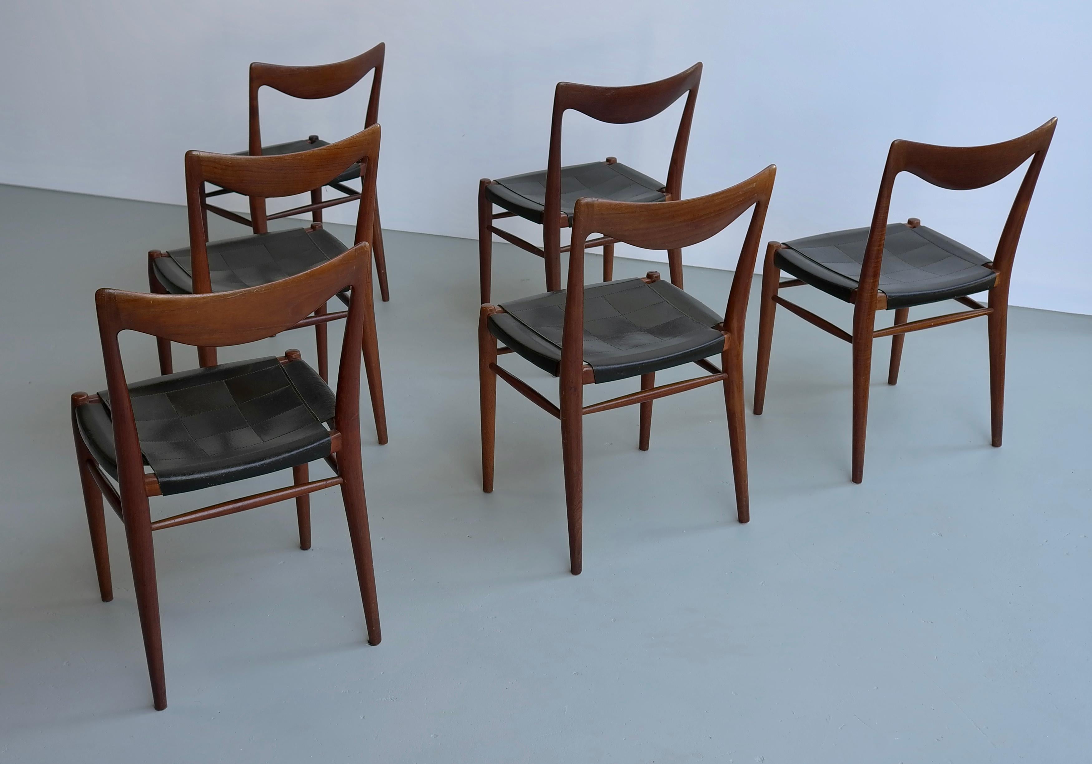 Rastad and Relling Six Bambi Chairs in Teak and Black Leather by Gustav Bahus In Good Condition For Sale In Den Haag, NL