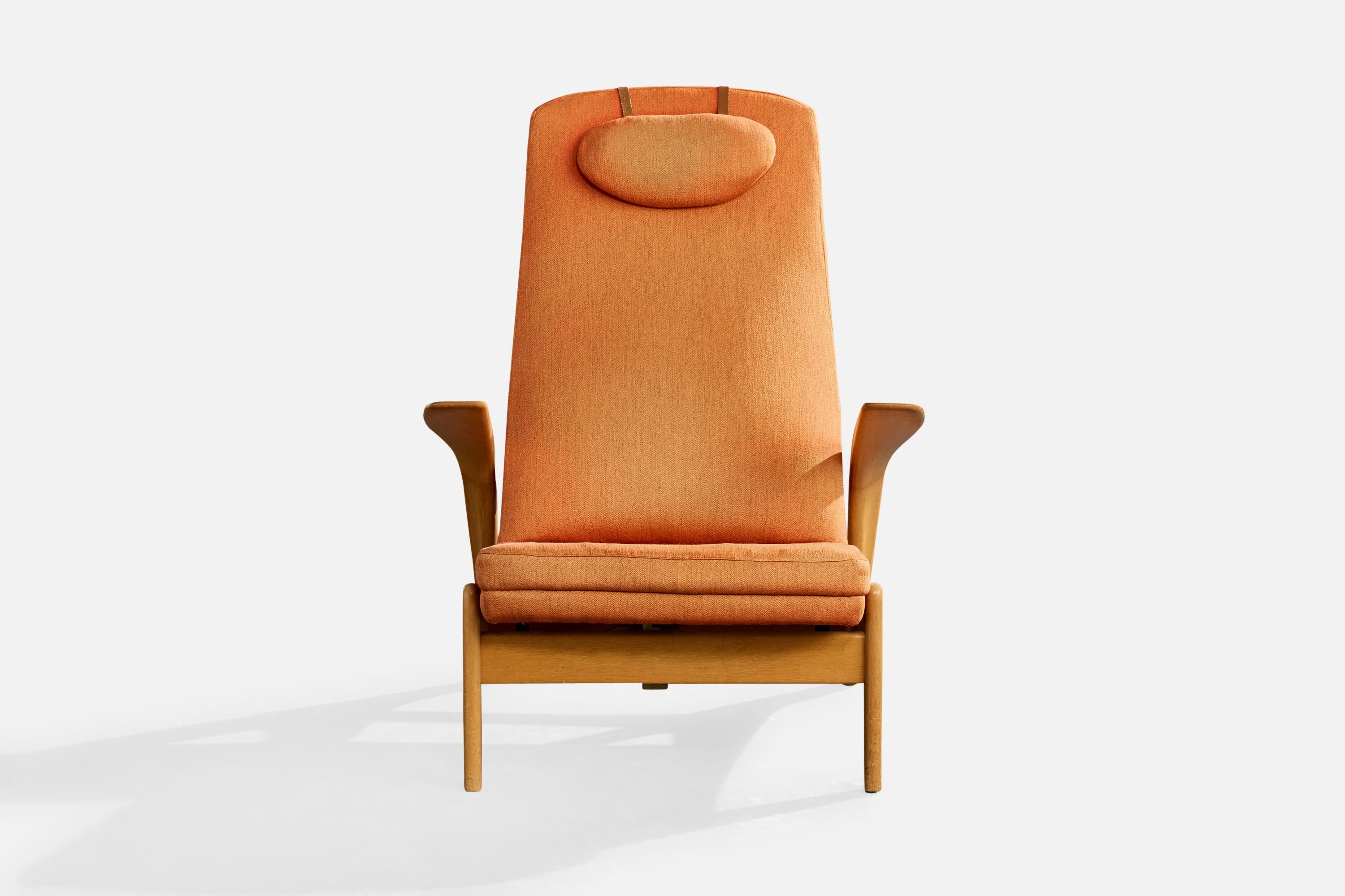 Rastad & Relling, Loungesessel mit Ottomane, Eiche, Stoff, Schweden, 1960er (Schwedisch) im Angebot