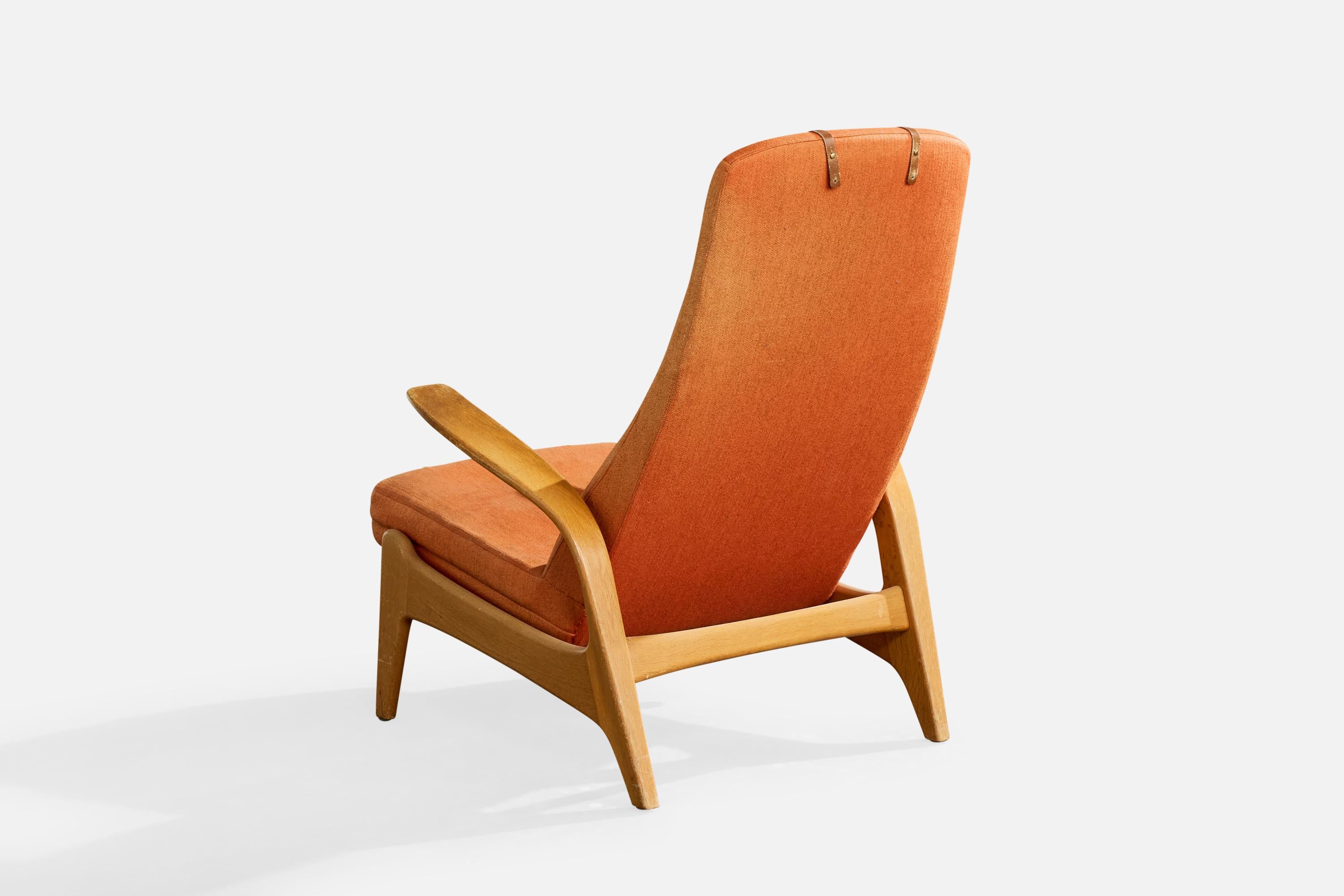 Rastad & Relling, Loungesessel mit Ottomane, Eiche, Stoff, Schweden, 1960er (Mitte des 20. Jahrhunderts) im Angebot