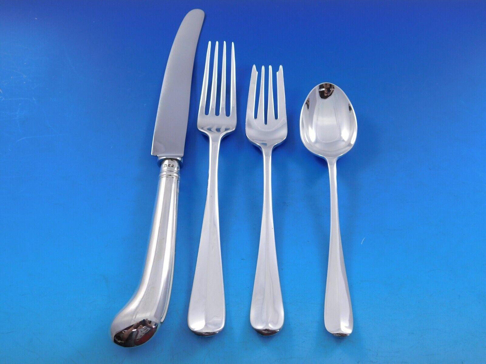 Coda di topo formato cena di Tiffany & Co. Set di posate in argento 925 - 62 pezzi. Questo set comprende:

12 coltelli da pranzo con impugnatura a pistola, 9 3/4