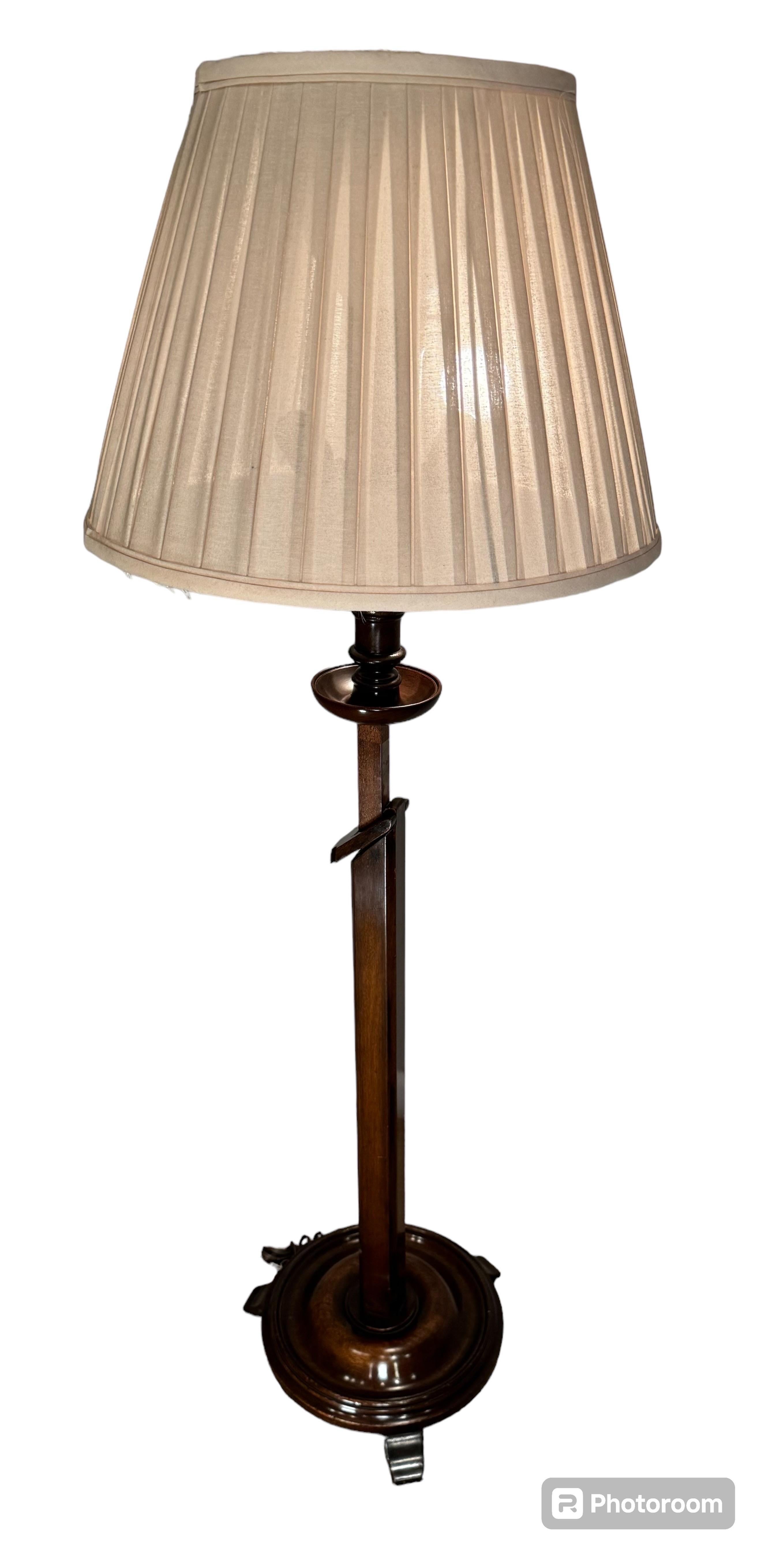 Ratcheting adjustable floor lamp 1