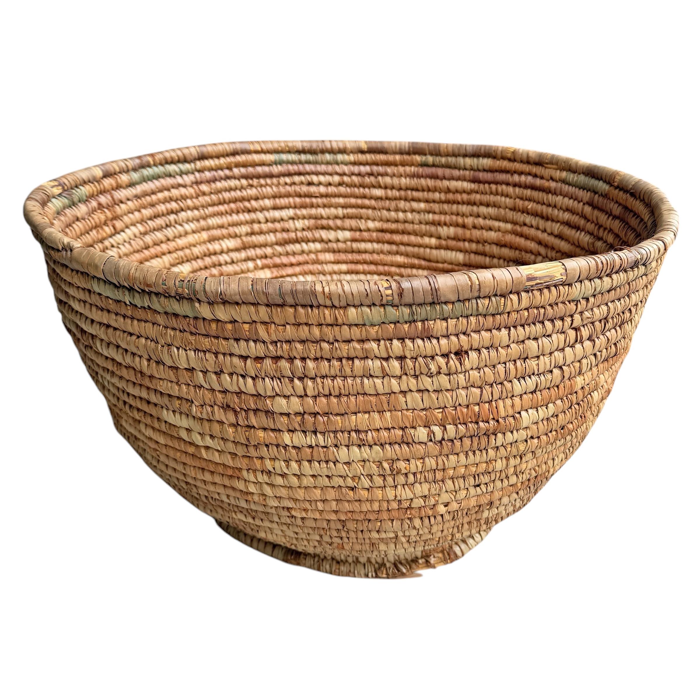 Hand-Woven Rather Large 20th Century Hausa Basket For Sale