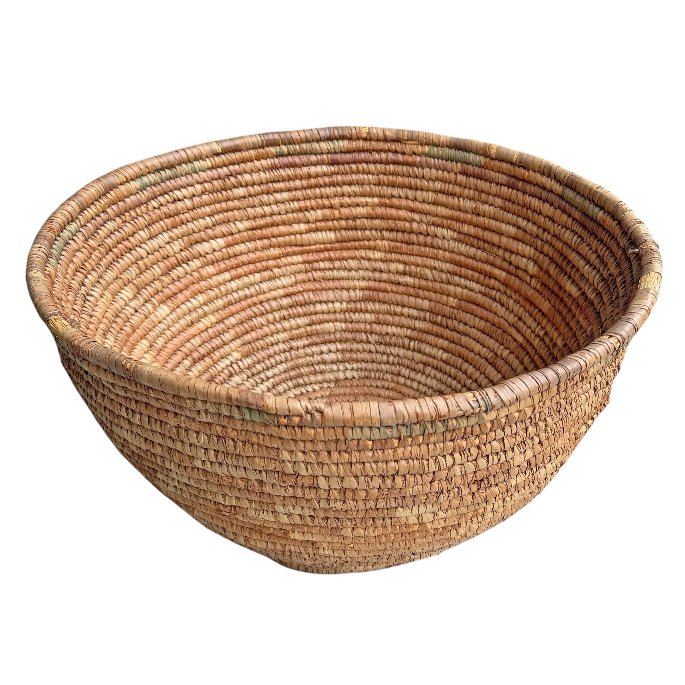 Natural Fiber Rather Large 20th Century Hausa Basket For Sale