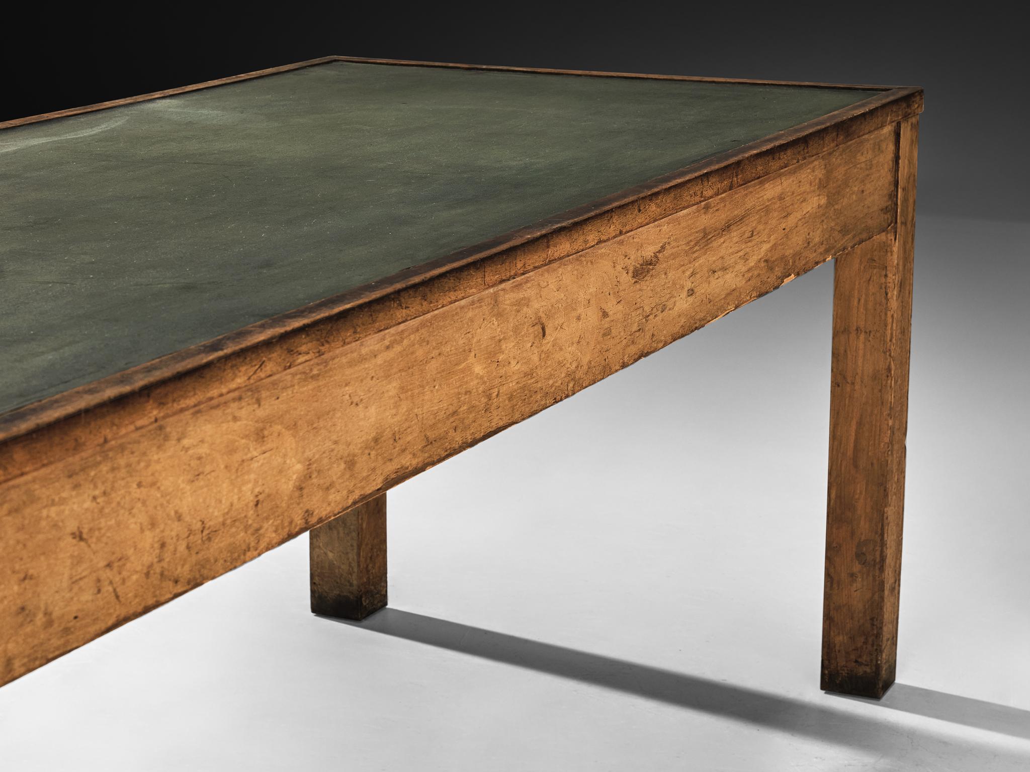 Rationalist 1930s Large Italian Table in Walnut and Linoleum For Sale 3