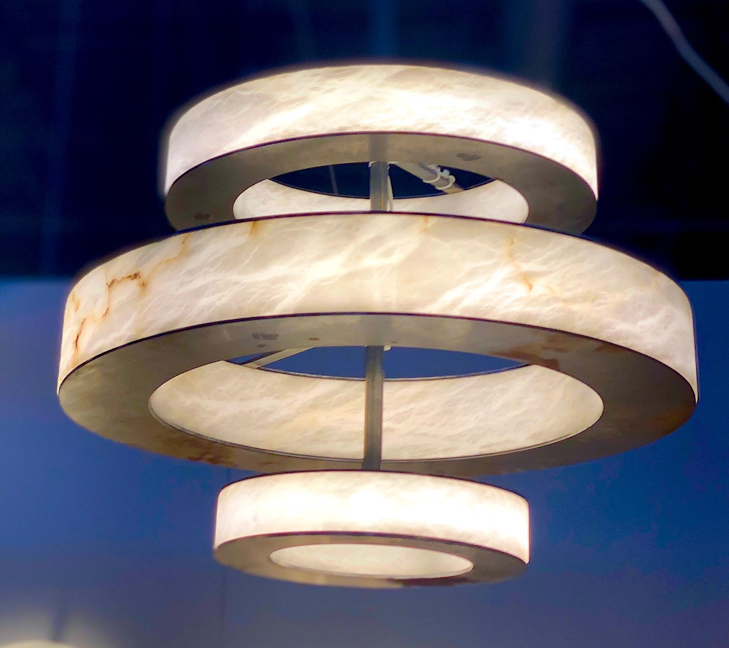 Rationalist Contemporary Italian Alabaster Marble and Iron Chandelier For Sale 3