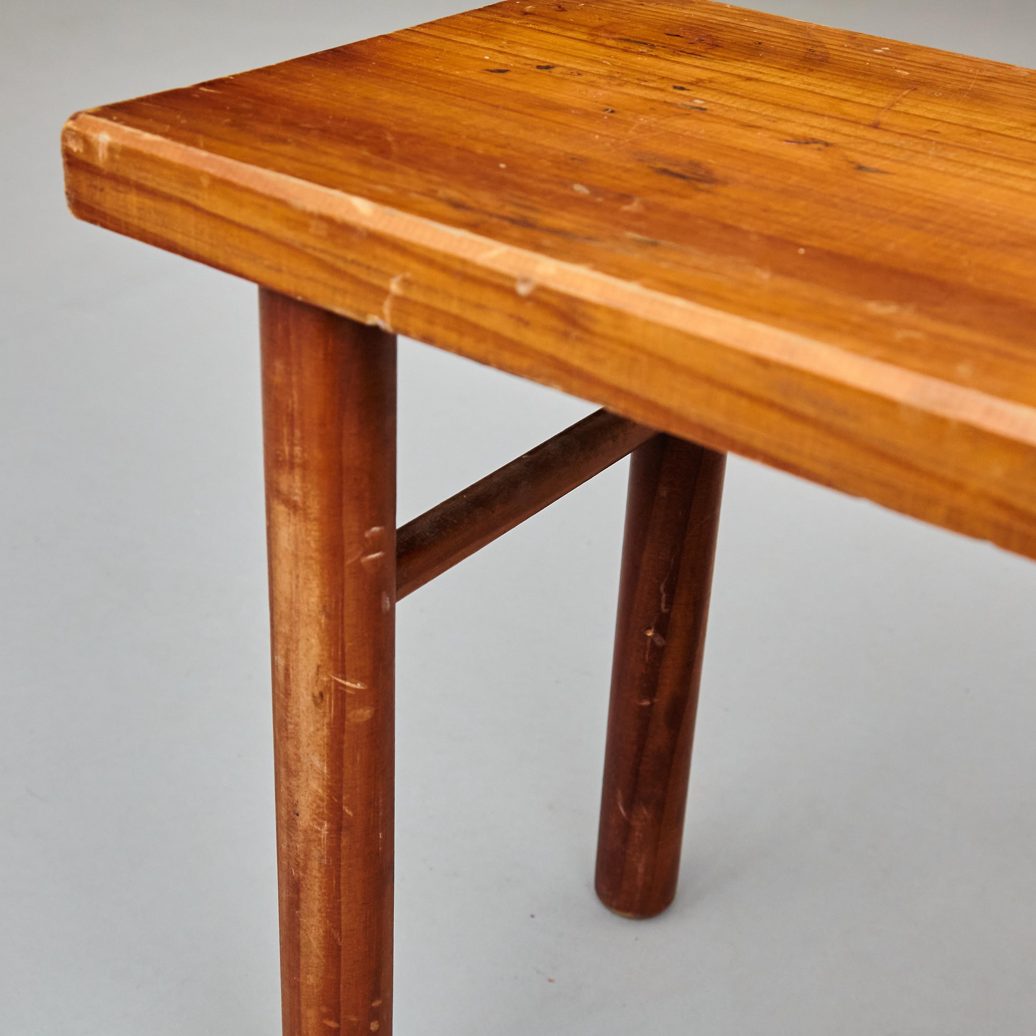 Banco de madera francés racionalista moderno de mediados de siglo, hacia 1960 en venta 3