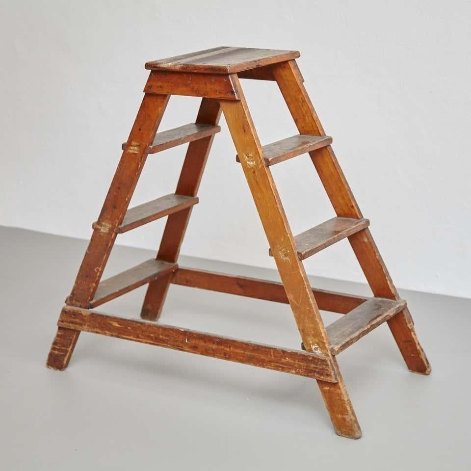 Escalera racionalista de madera, hacia 1940 Moderno de mediados de siglo