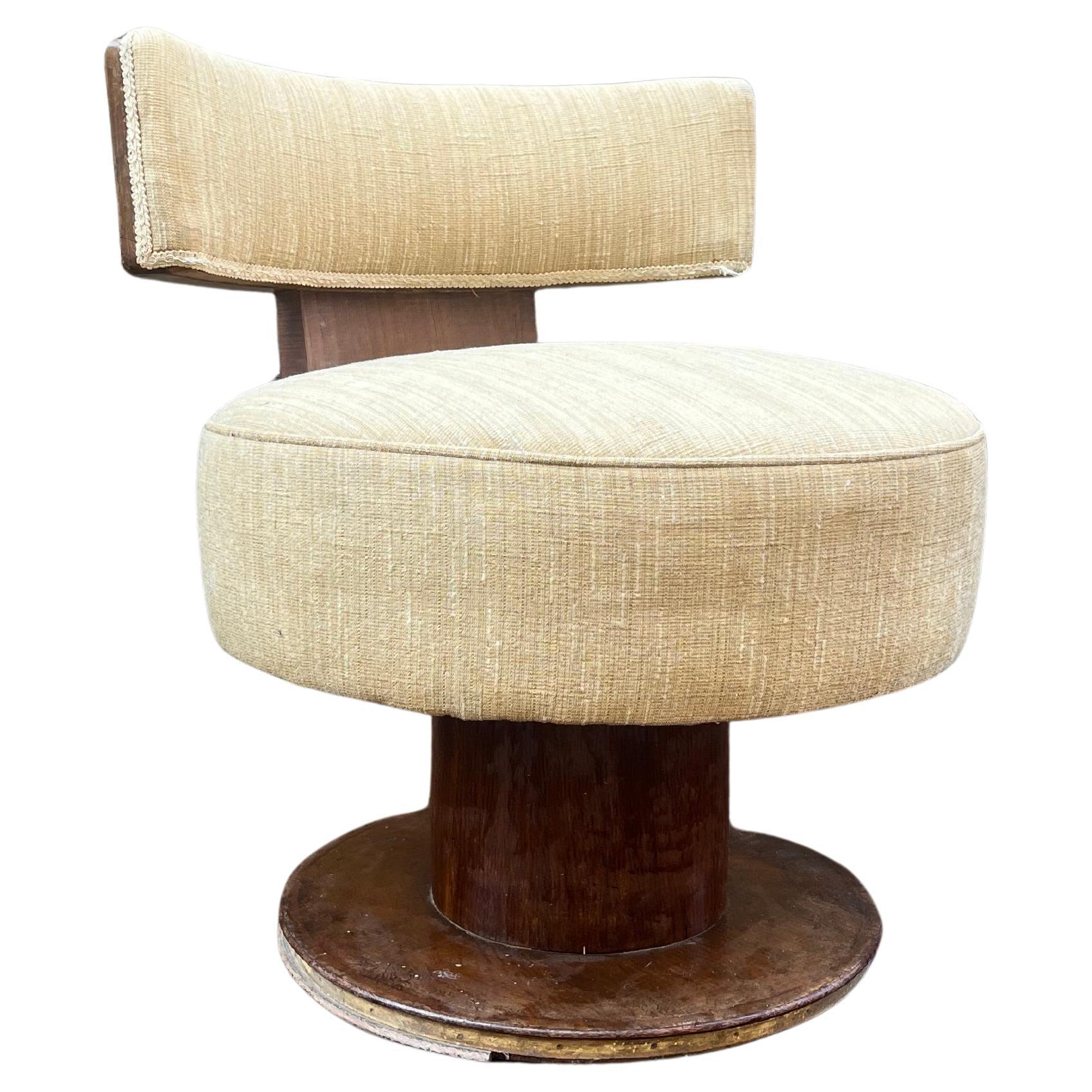Rationalist style children's armchair BBPR from the 20s in vendita