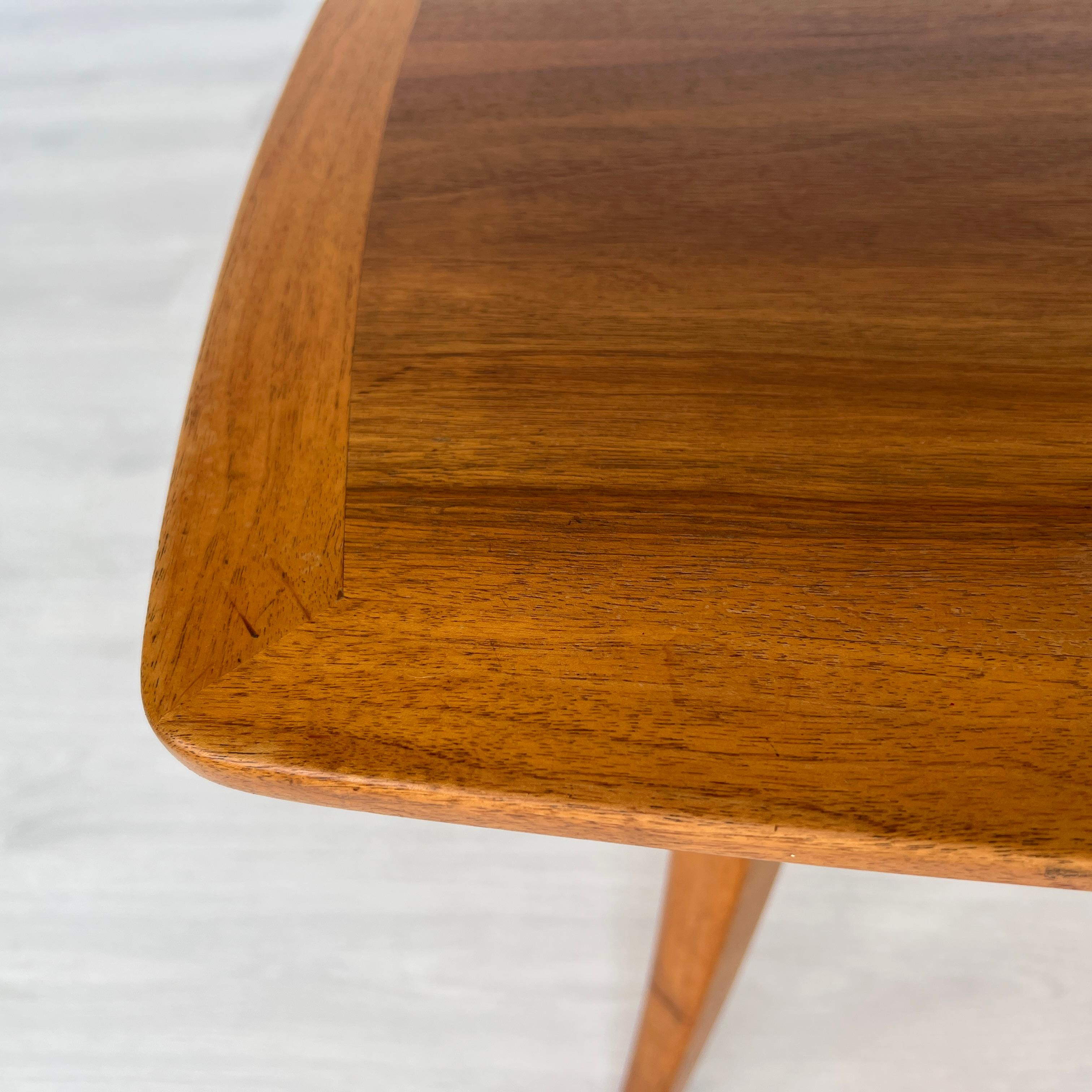 XX secolo Tavolo razionalista nello stile di AT&T. Robsjohn-Gibbings in vendita