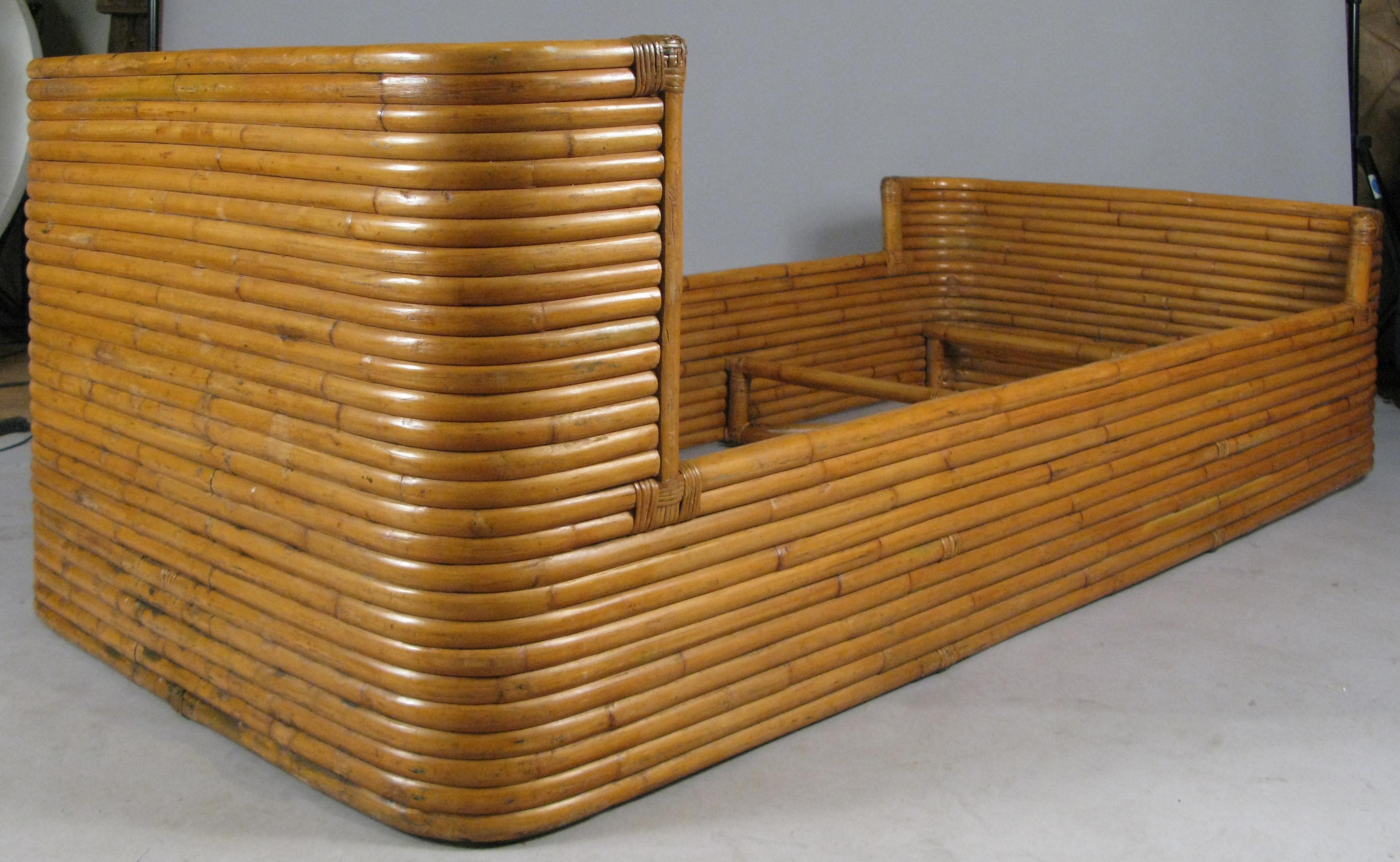 Rattan 1940s Bed with Curved Corners 1