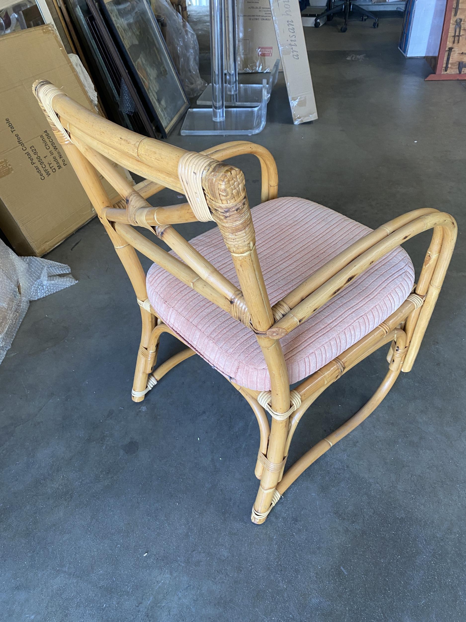 Rattan 2-Strand X-Back Lounge Chair with Streamline Speed Arms In Excellent Condition For Sale In Van Nuys, CA