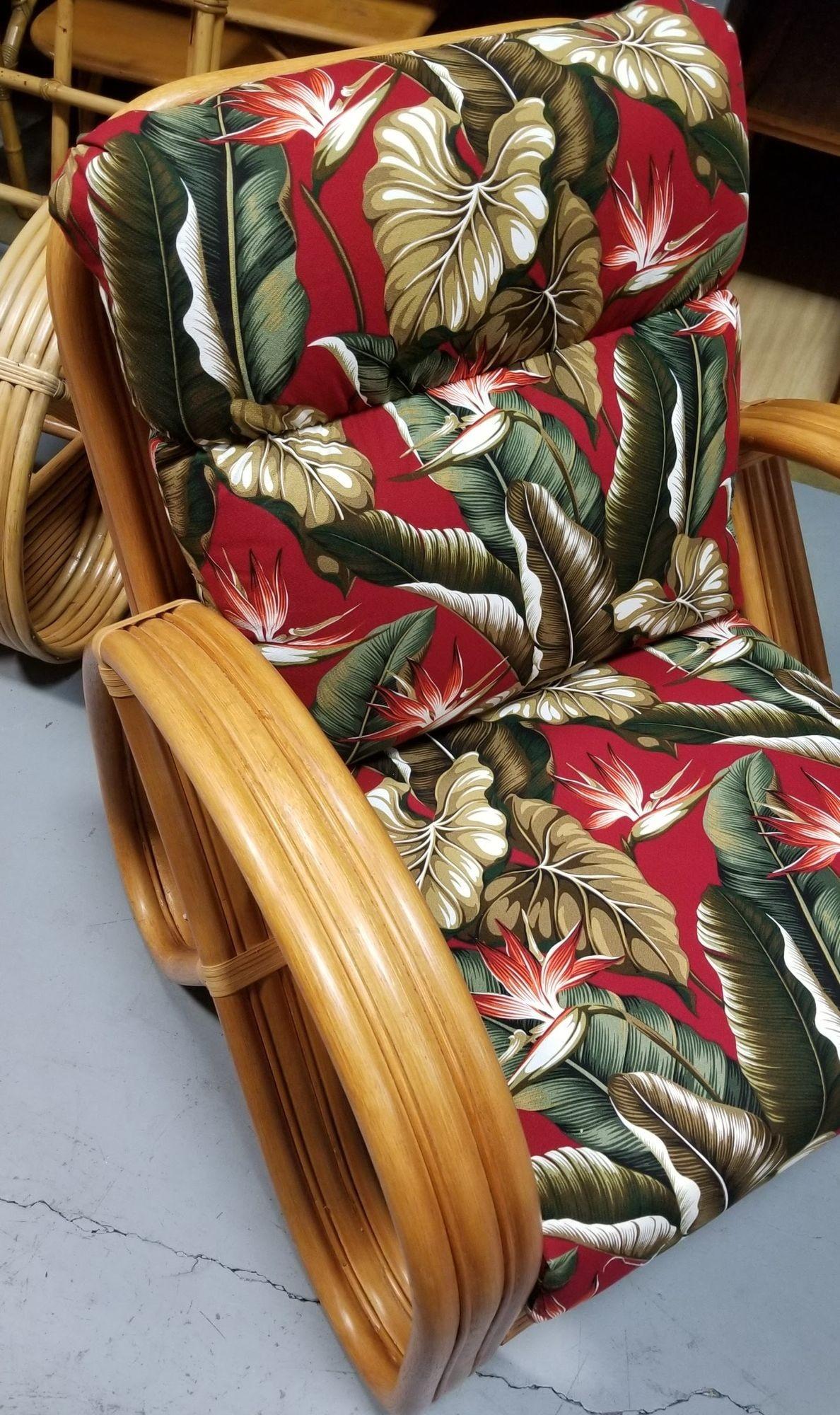 Rattan 3-Strand Pretzel Lounge Chair and Ottoman In Excellent Condition For Sale In Van Nuys, CA