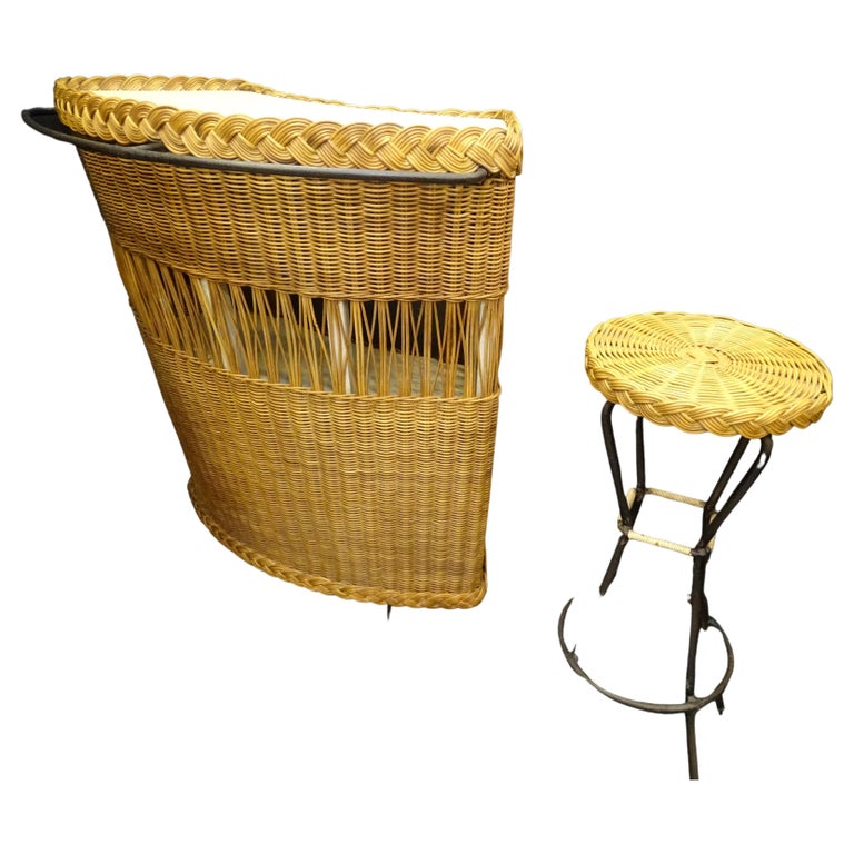 Rattan 60s Italian Corner Dry Bar with a Stool For Sale