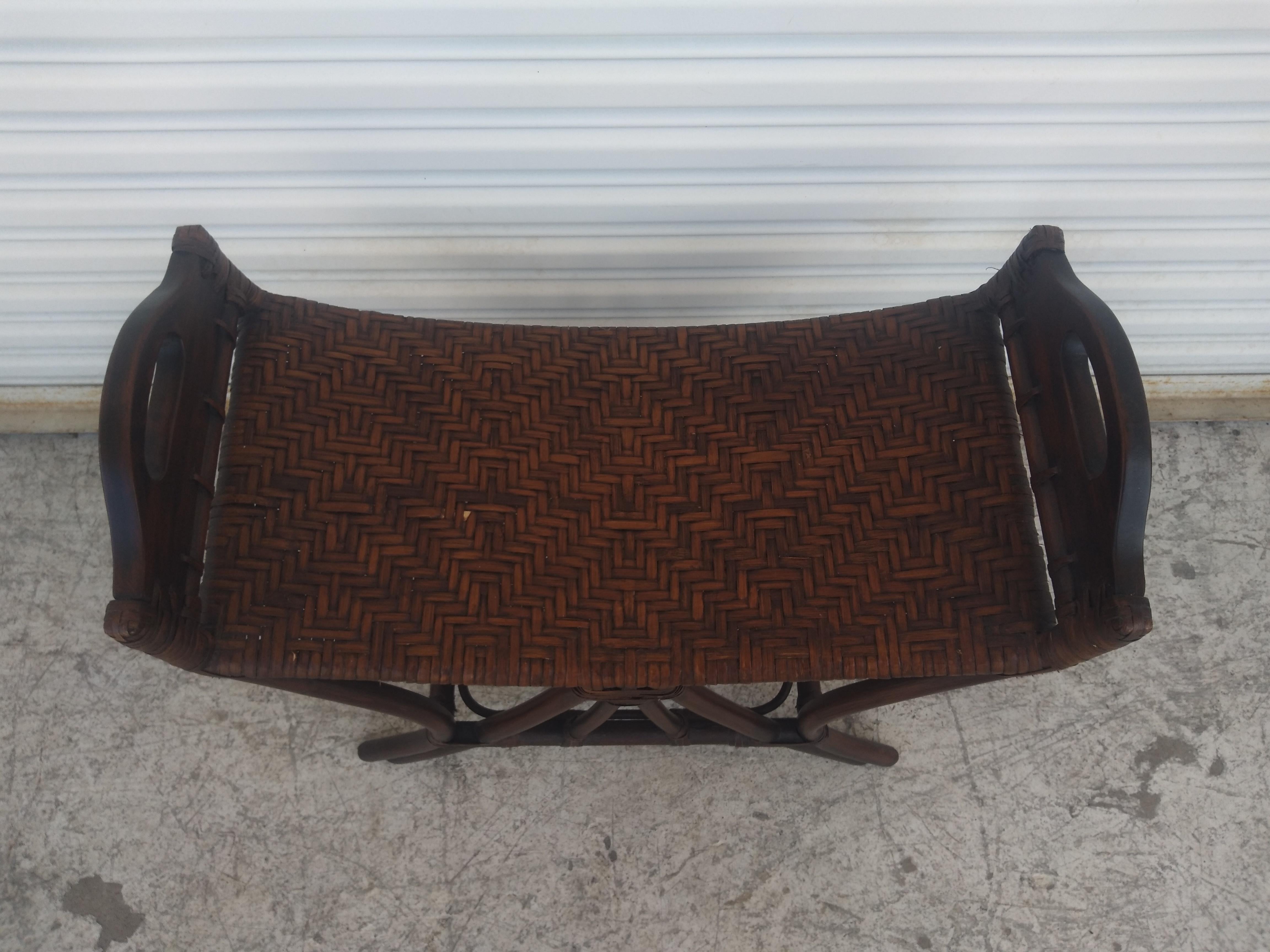 Asiatico Sgabello Boho Chic in rattan e bambù in vendita