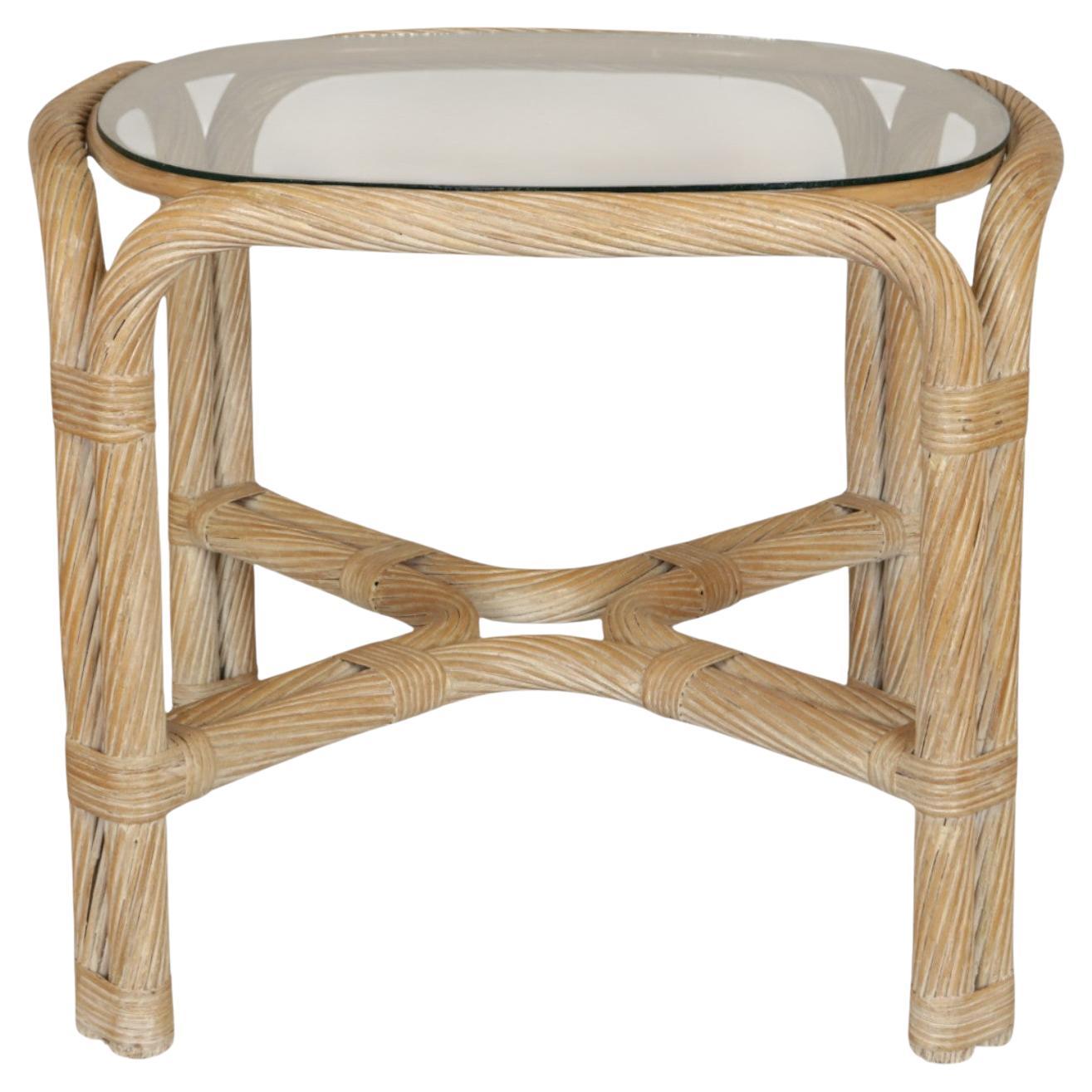 Table d'appoint en rotin et bambou avec plateau en verre